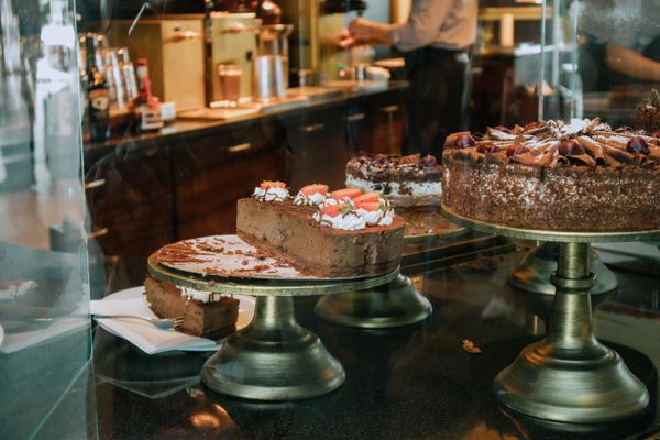 Chocolate cakes display