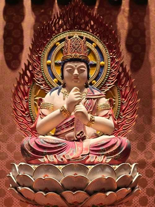 Free Stunning Buddhist statue showcasing intricate artistry and spiritual symbolism, perfect for cultural exploration. Stock Photo