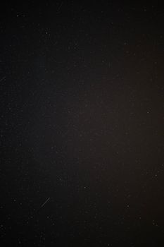 Tiefschwarzes Himmel & Nacht – AMOLED Hintergrundbild (von fotovegraf, 5304×7952, #28159971)
