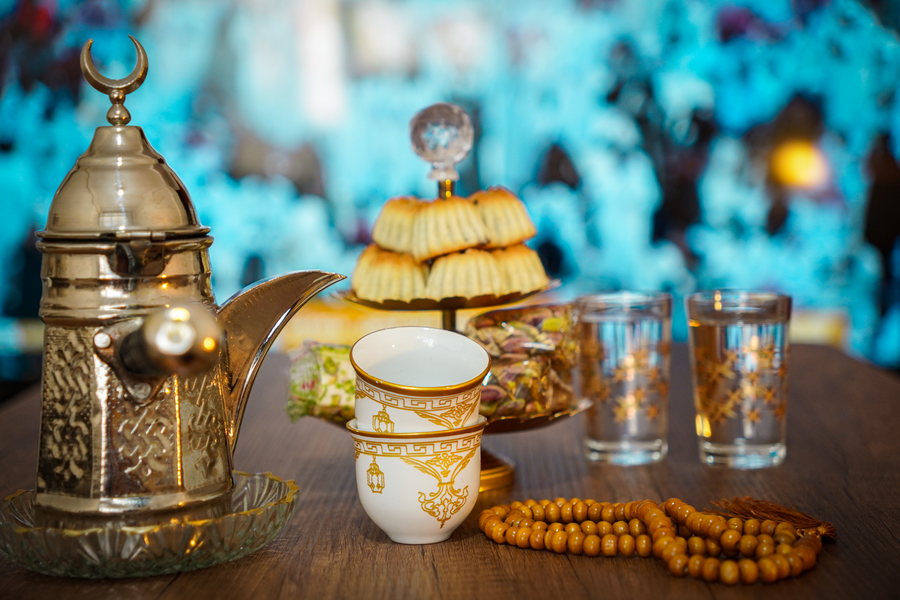 مجموعة تمور سعودية فاخرة