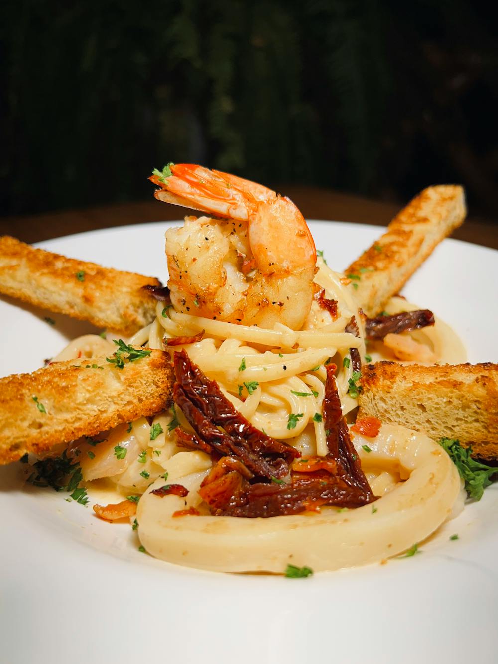 Creamy Garlic Shrimp Scampi Fettuccine Creamy Garlic Shrimp Scampi Fettuccine