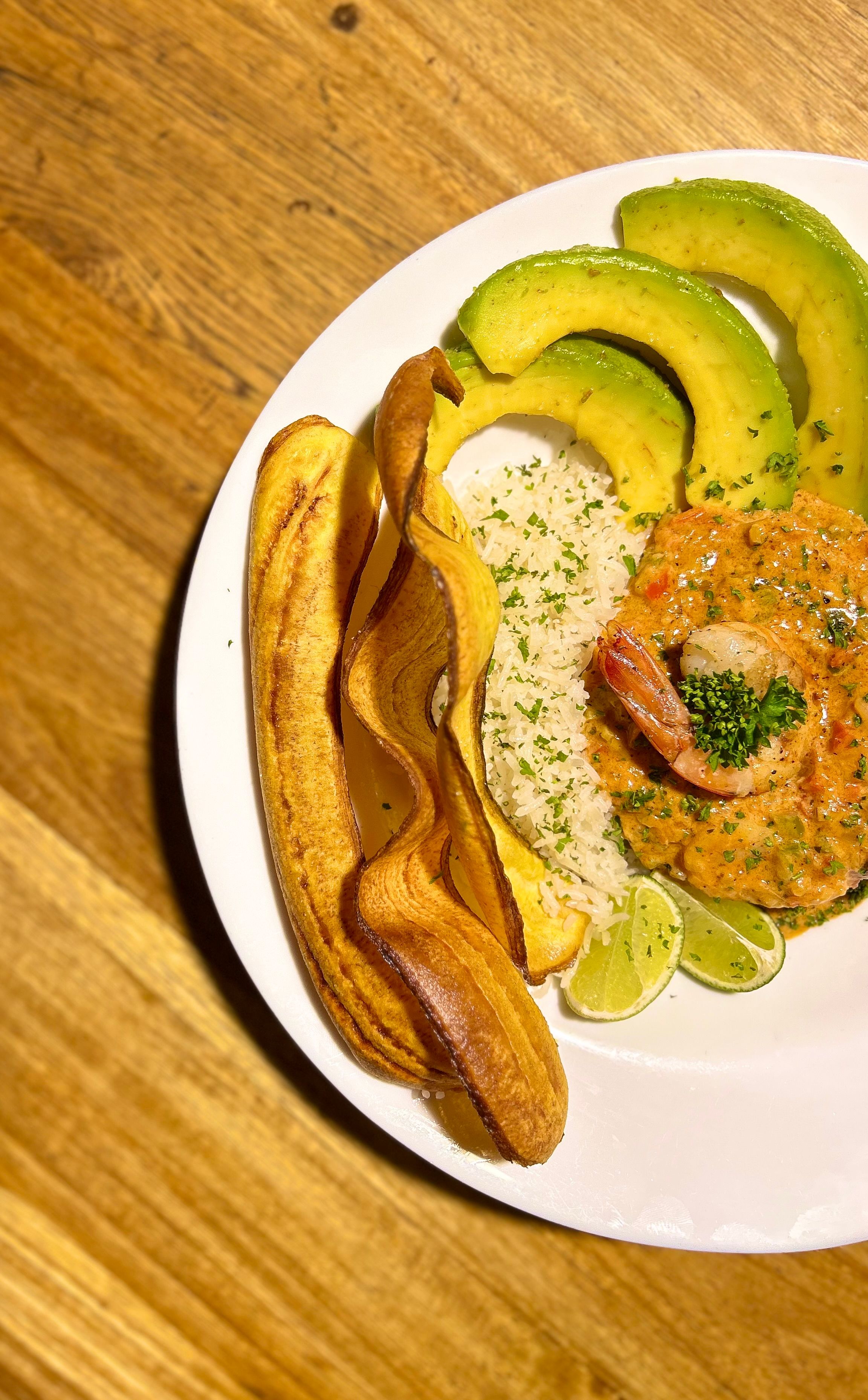 Tostones Asados con Guasacaca Fresca