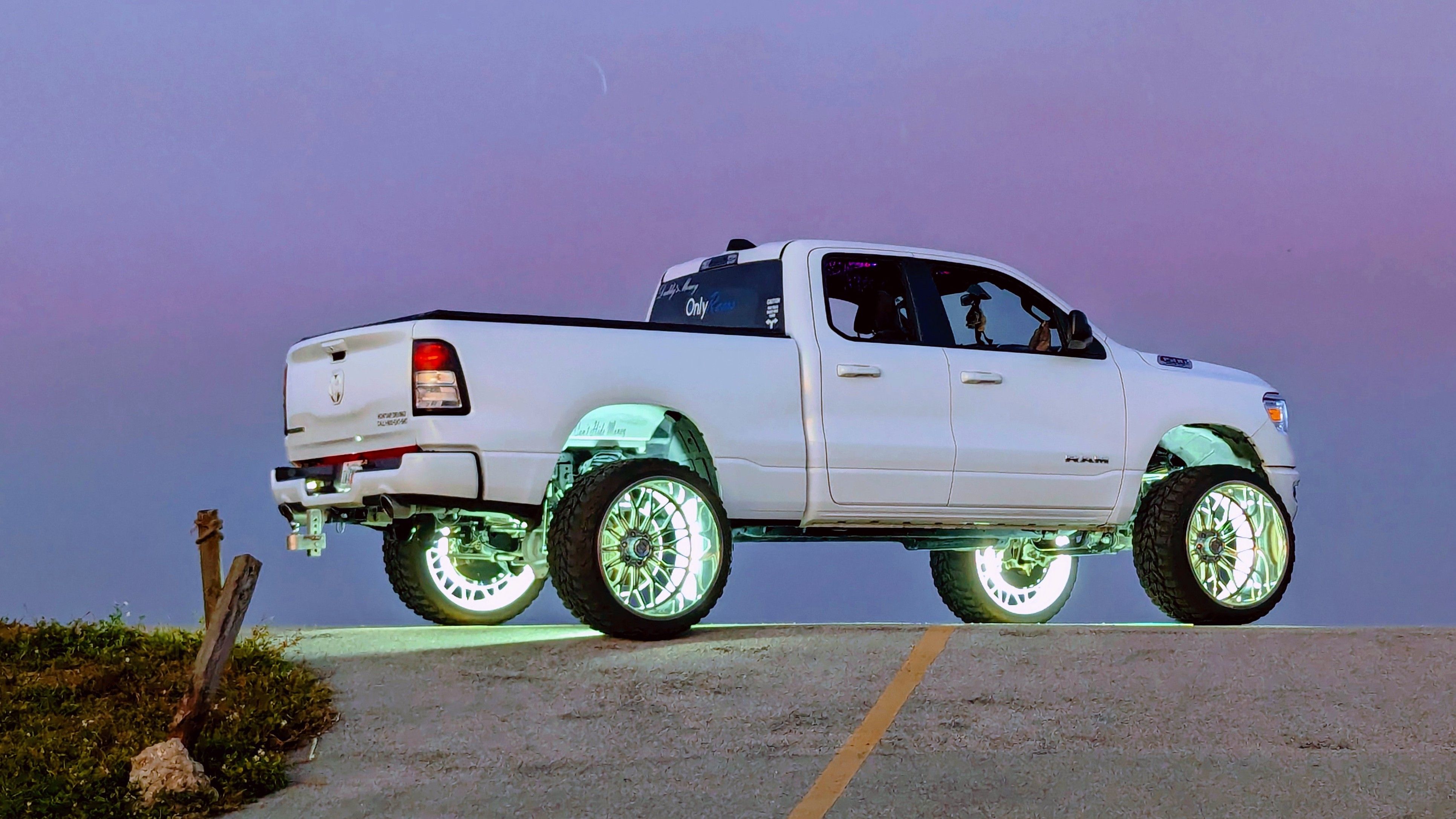 Glowing Wheels Photos, Download The BEST Free Glowing Wheels Stock ...