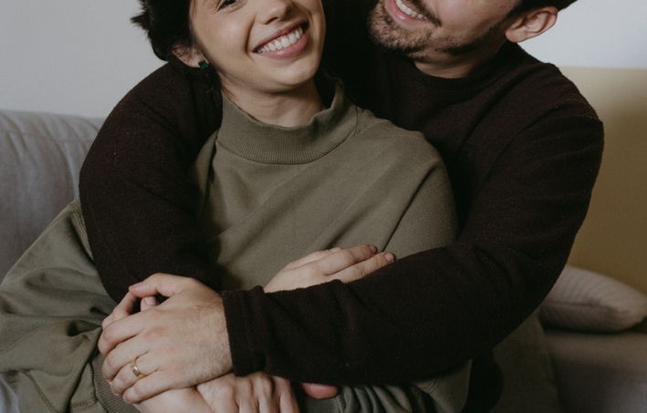 Online dating: starting a conversation on a niche platform
