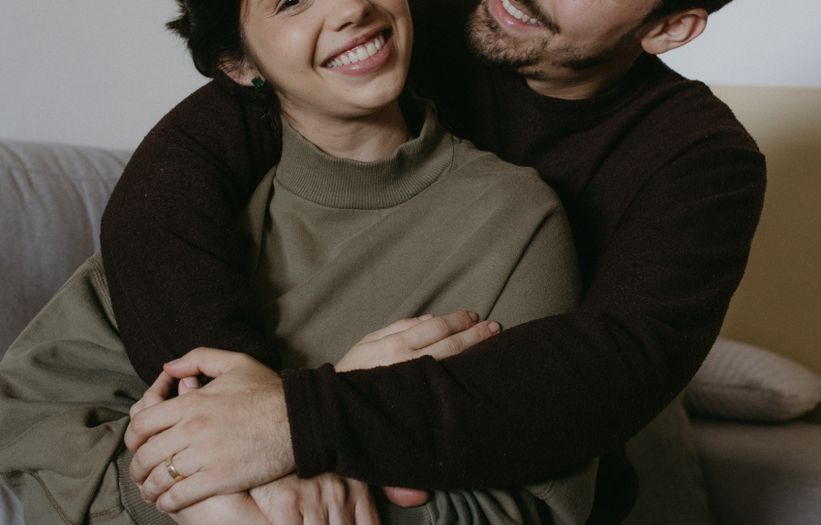 Online dating: starting a conversation on a niche platform