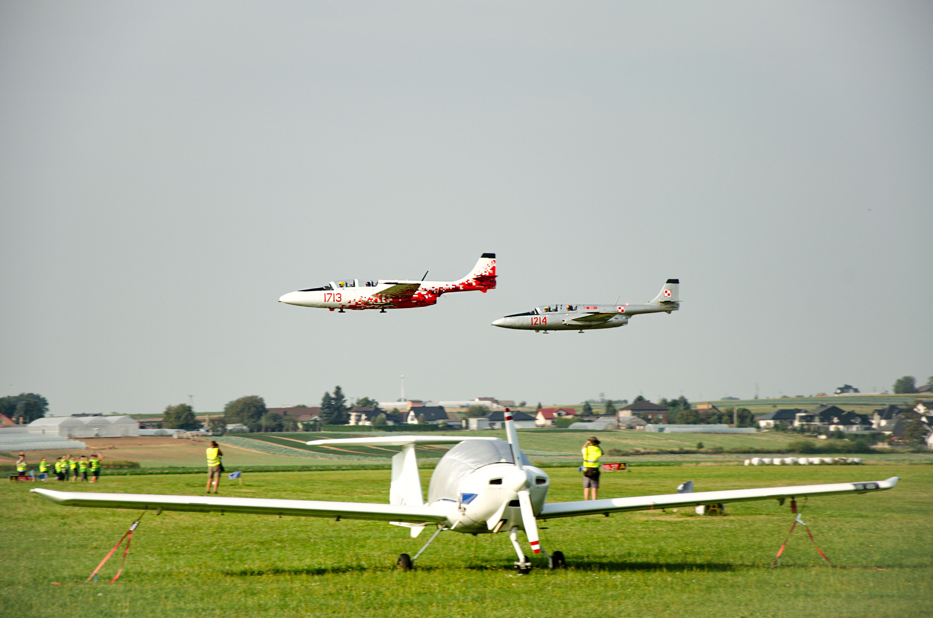 Biberach an der Riß Airfield (EDMB), Warthausen — private jet cleaning