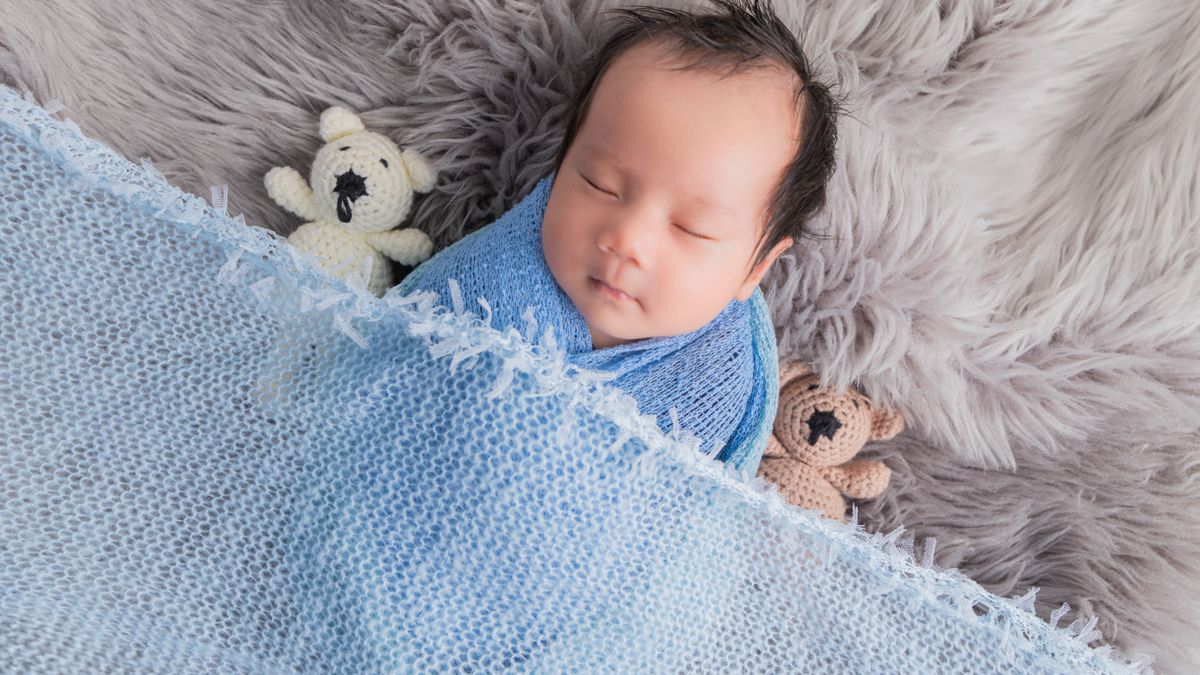 Bébé qui refuse de dormir dans la chaleur été solutions - illustration