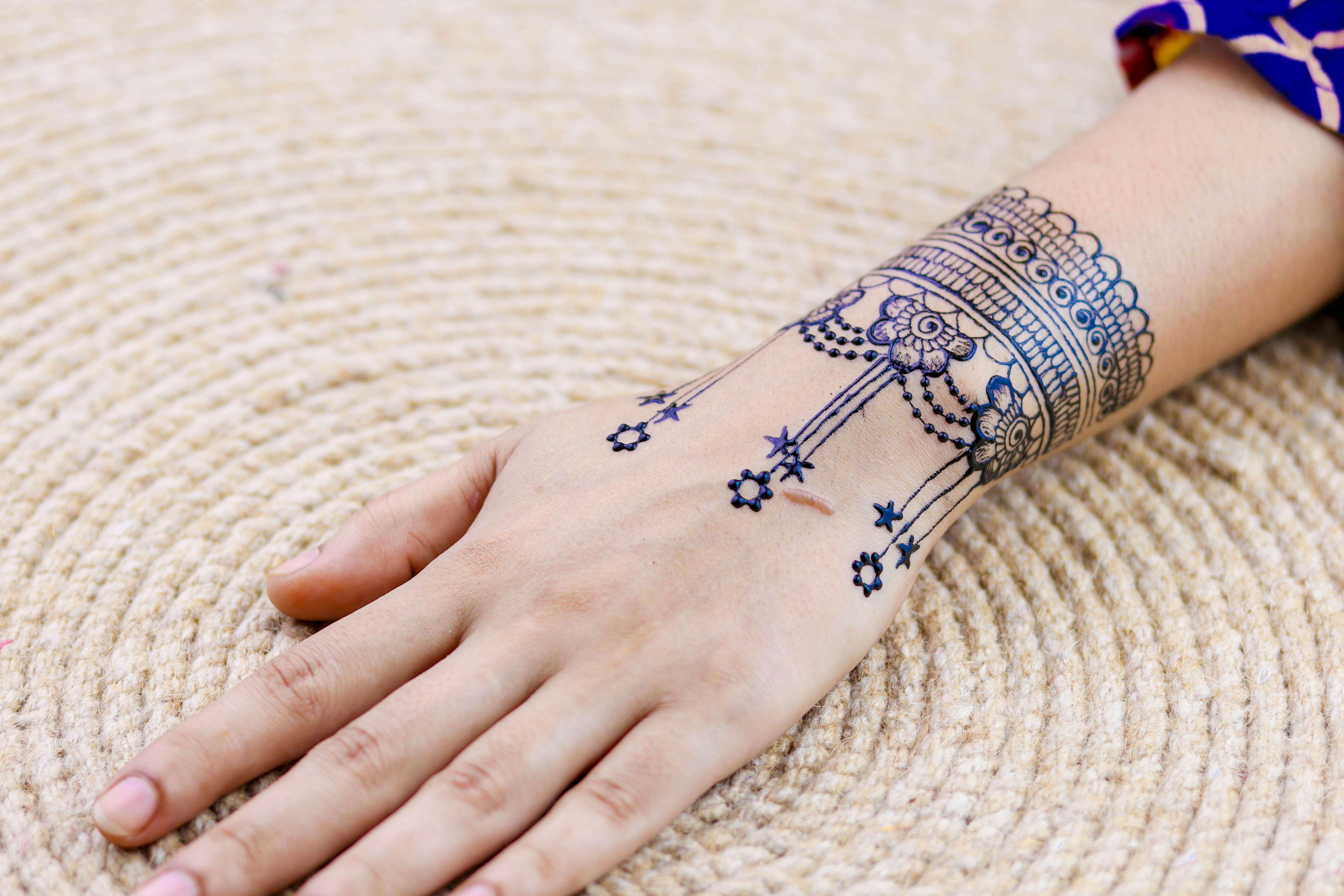 Free stock photo of arabic design, arabic mehndi, arabic mehndi design