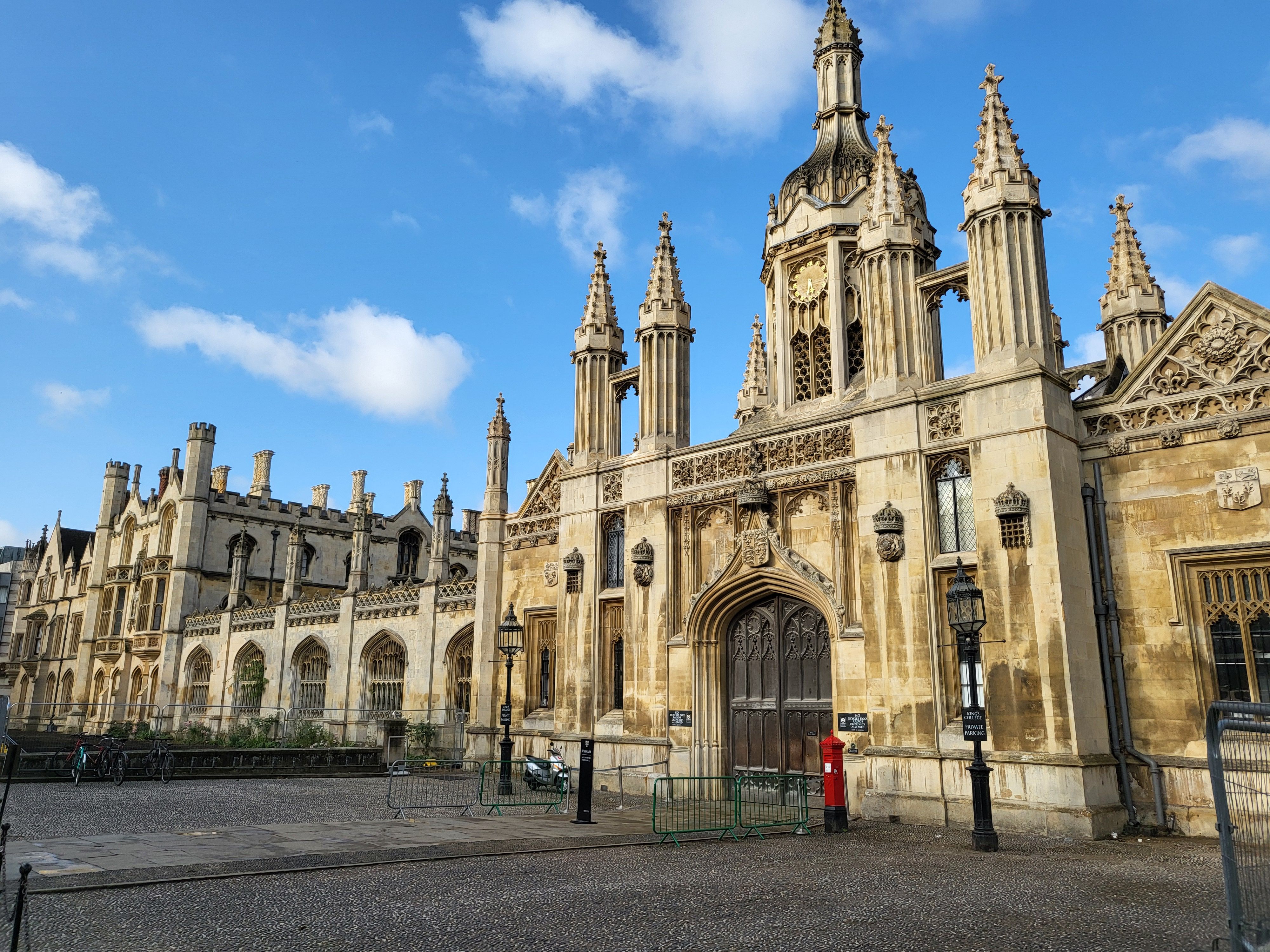 8 Ivy League Colleges That Offer Free Online Courses — Photo by Scott Fenwick on Pexels