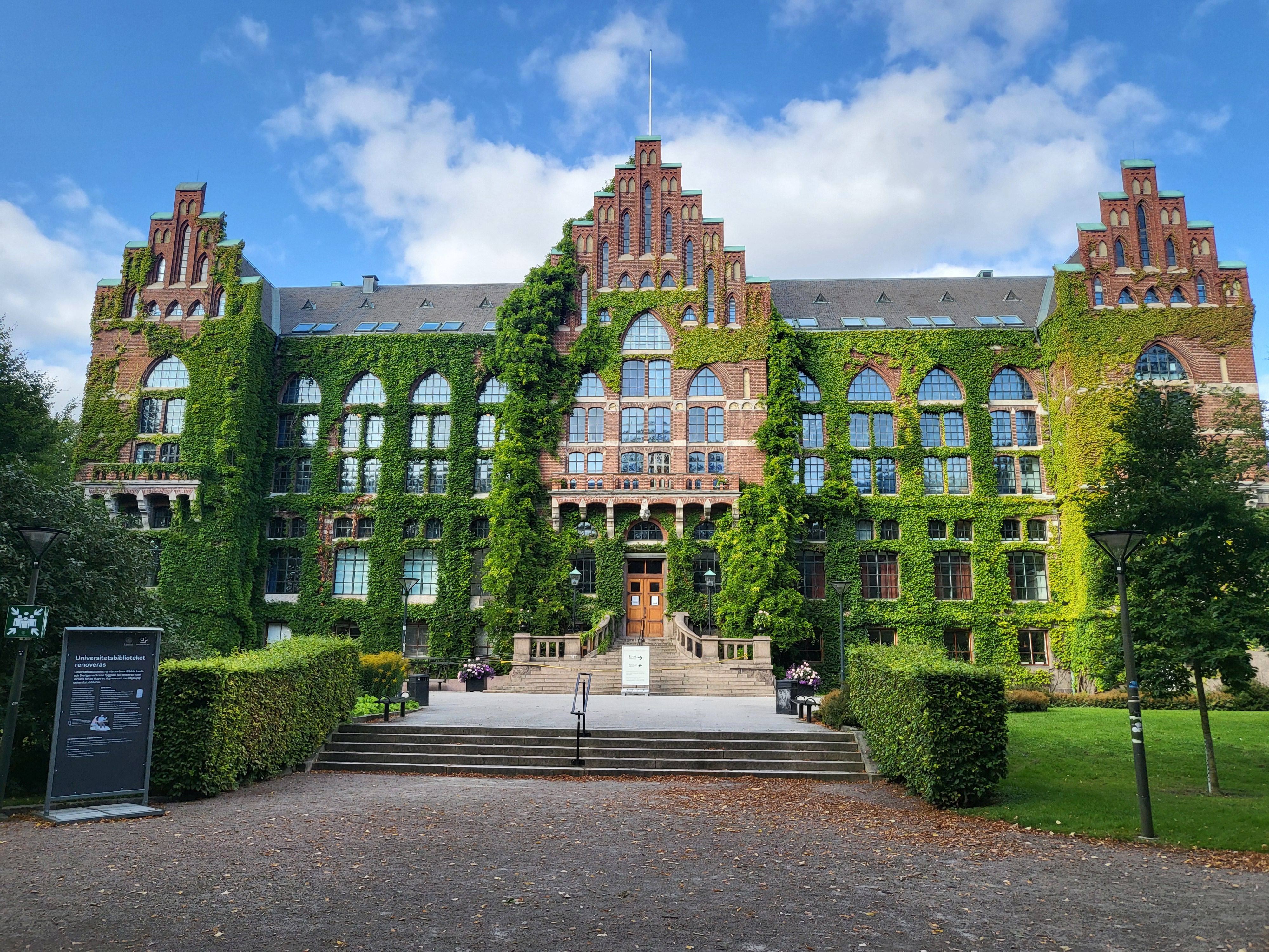 8 Ivy League Colleges That Offer Free Online Courses — Photo by Scott Fenwick on Pexels