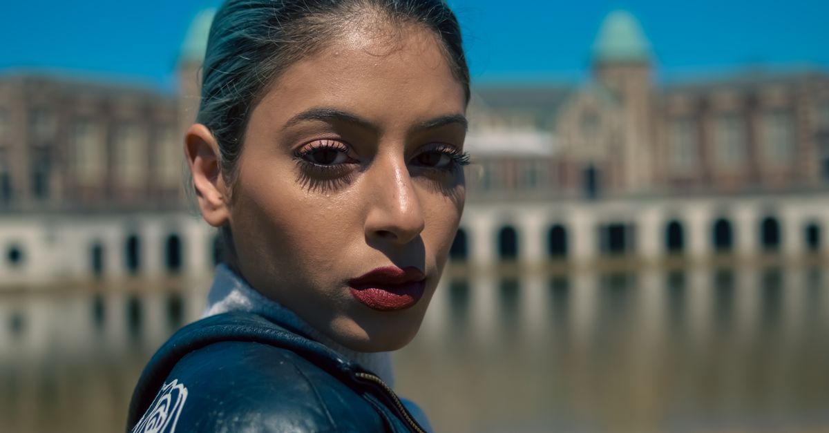 Essential Tips for Navigating Your Modelling Career Path