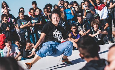 ダンスパフォーマンス