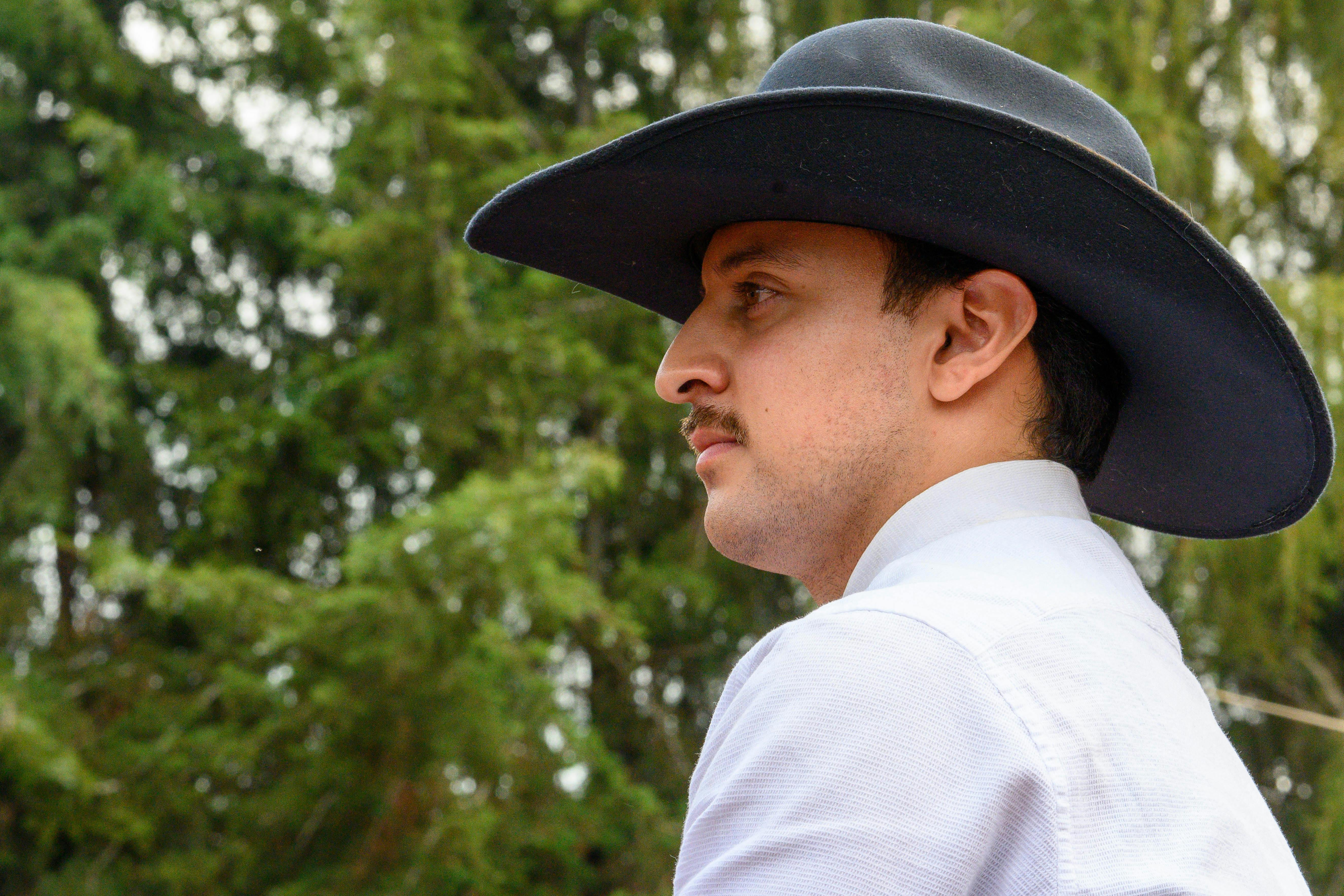 Attorney general hopeful Eli Savit's travel cost taxpayers, records show — Photo by Andrea Pamela on Pexels