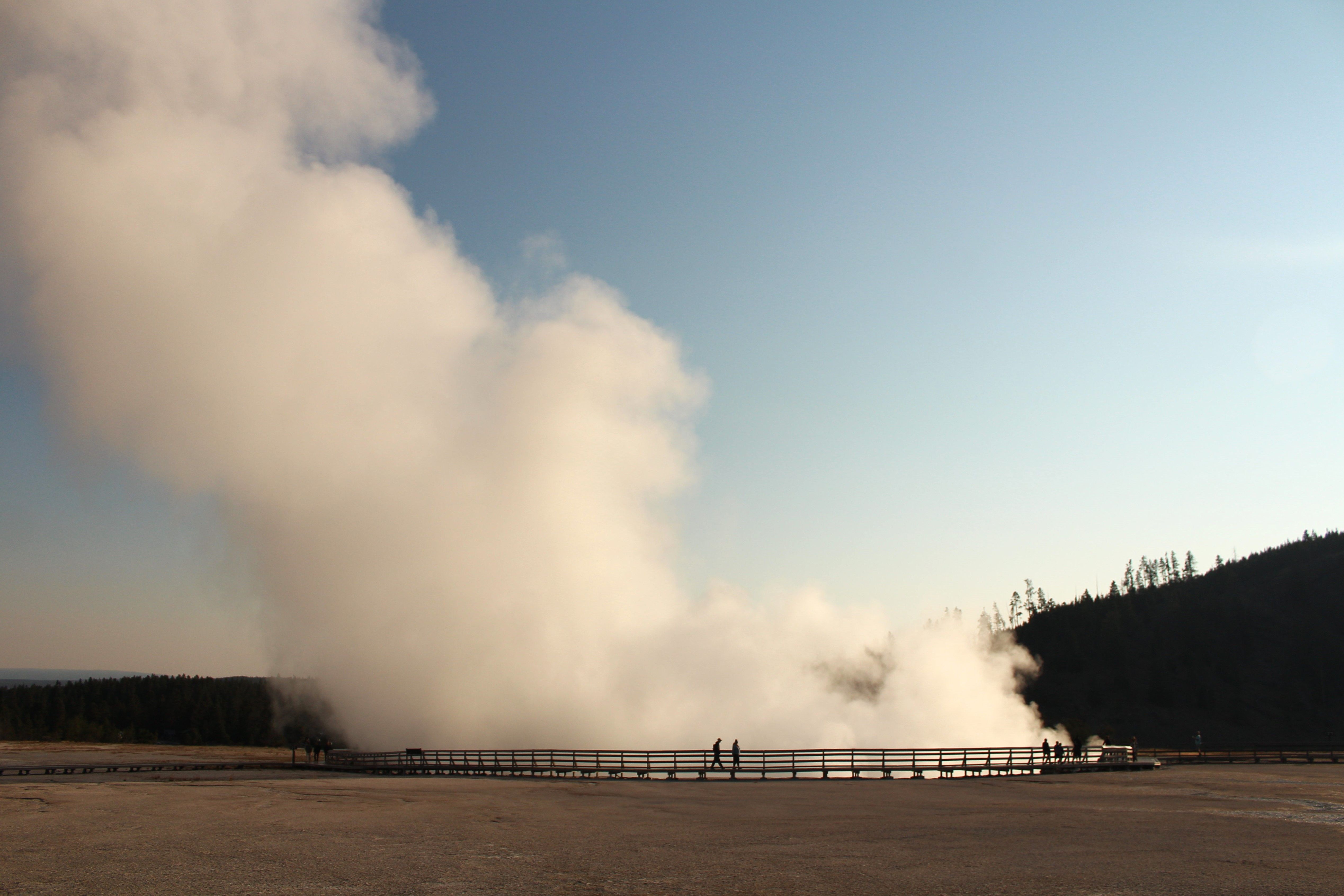 New paper argues history, not mantle plume, powers Yellowstone