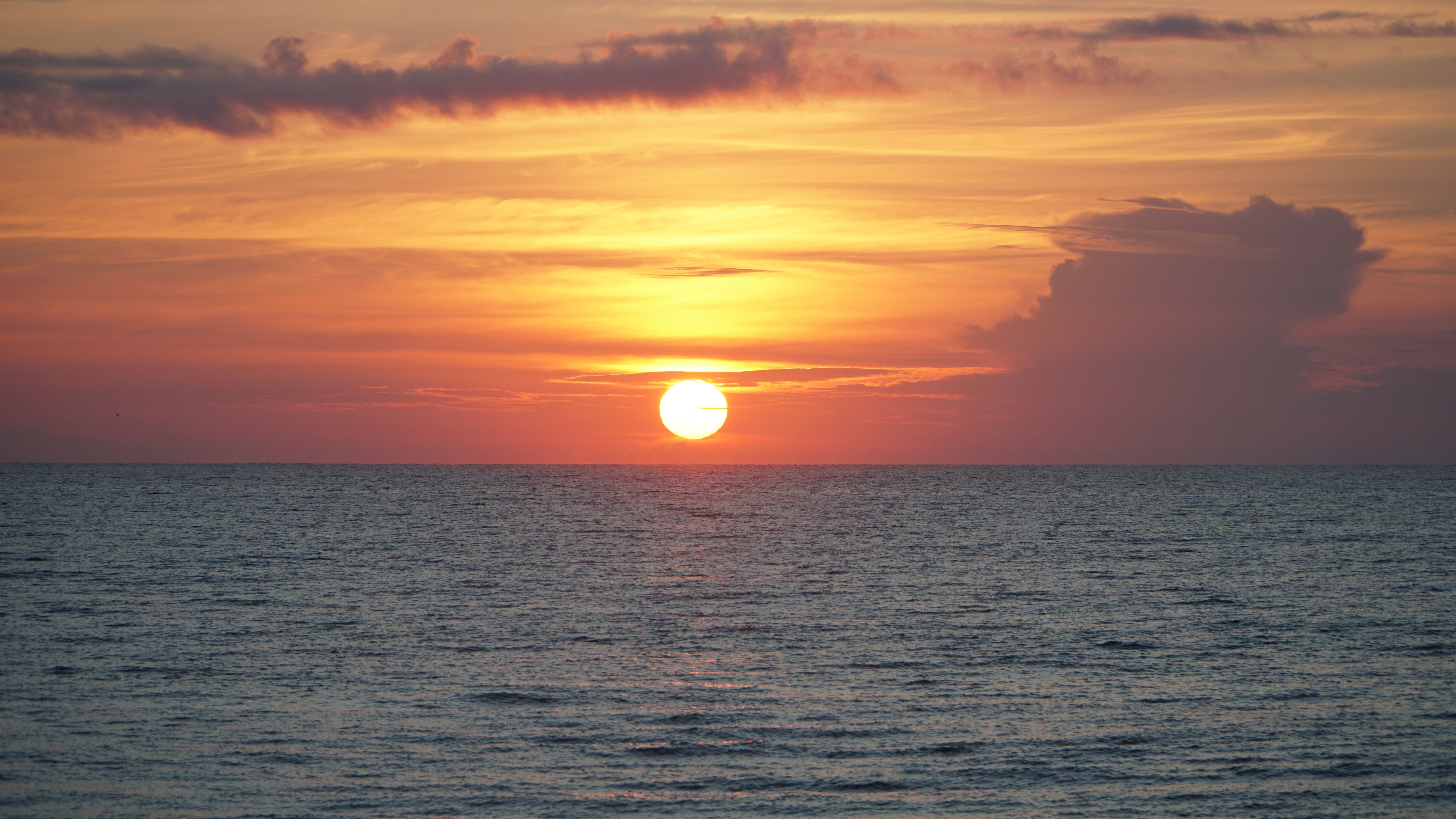 Sunrise over the Atlantic Ocean · Free Stock Photo