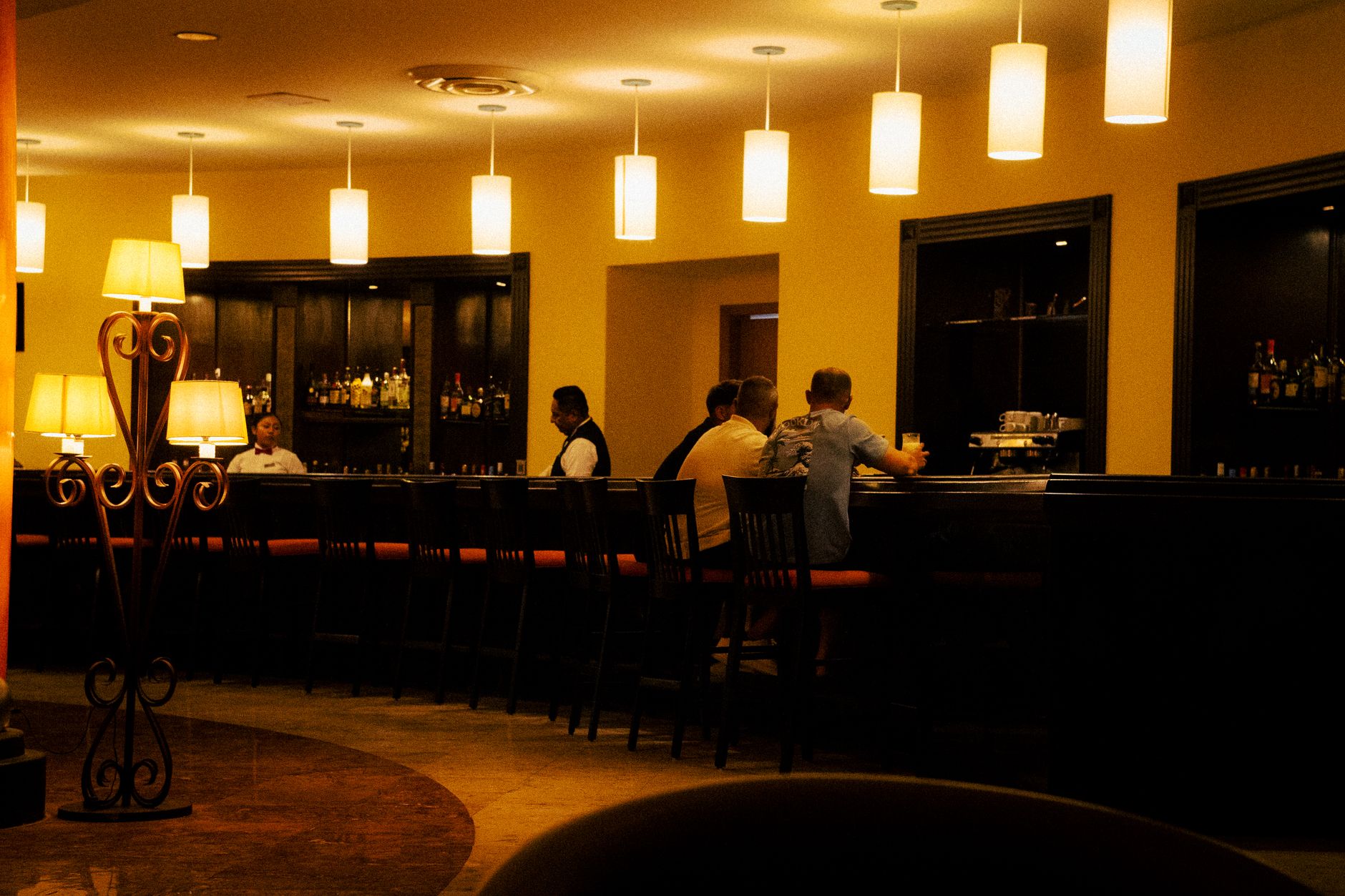 Quiet hotel lobby with wine bar in Middle Tennessee