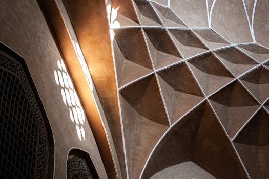 Intricate geometric ceiling design showcasing Yazd's unique architectural style.