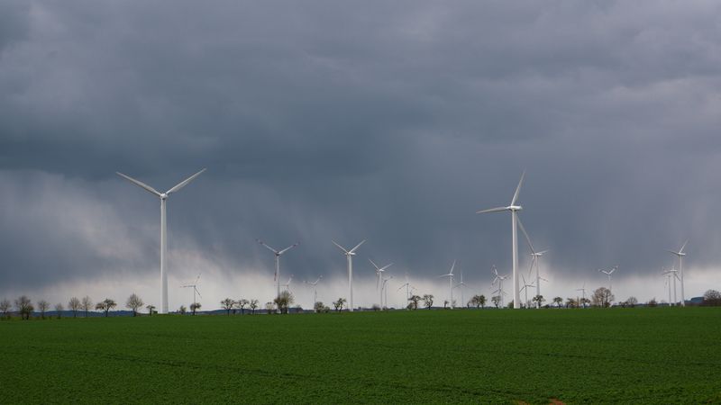 Petróleo 2026: A Dança dos Preços e o Futuro do Brasil