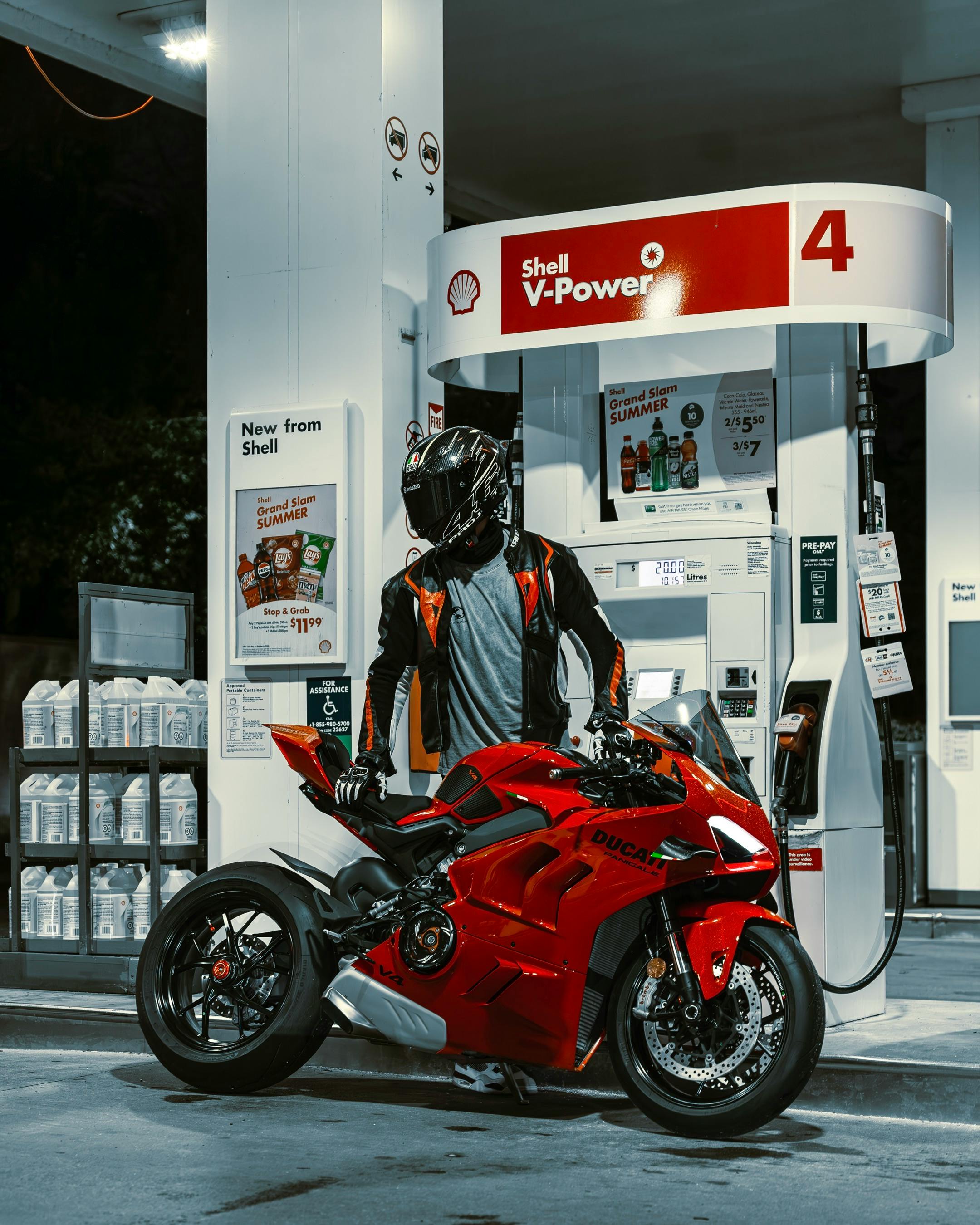 ducati v4