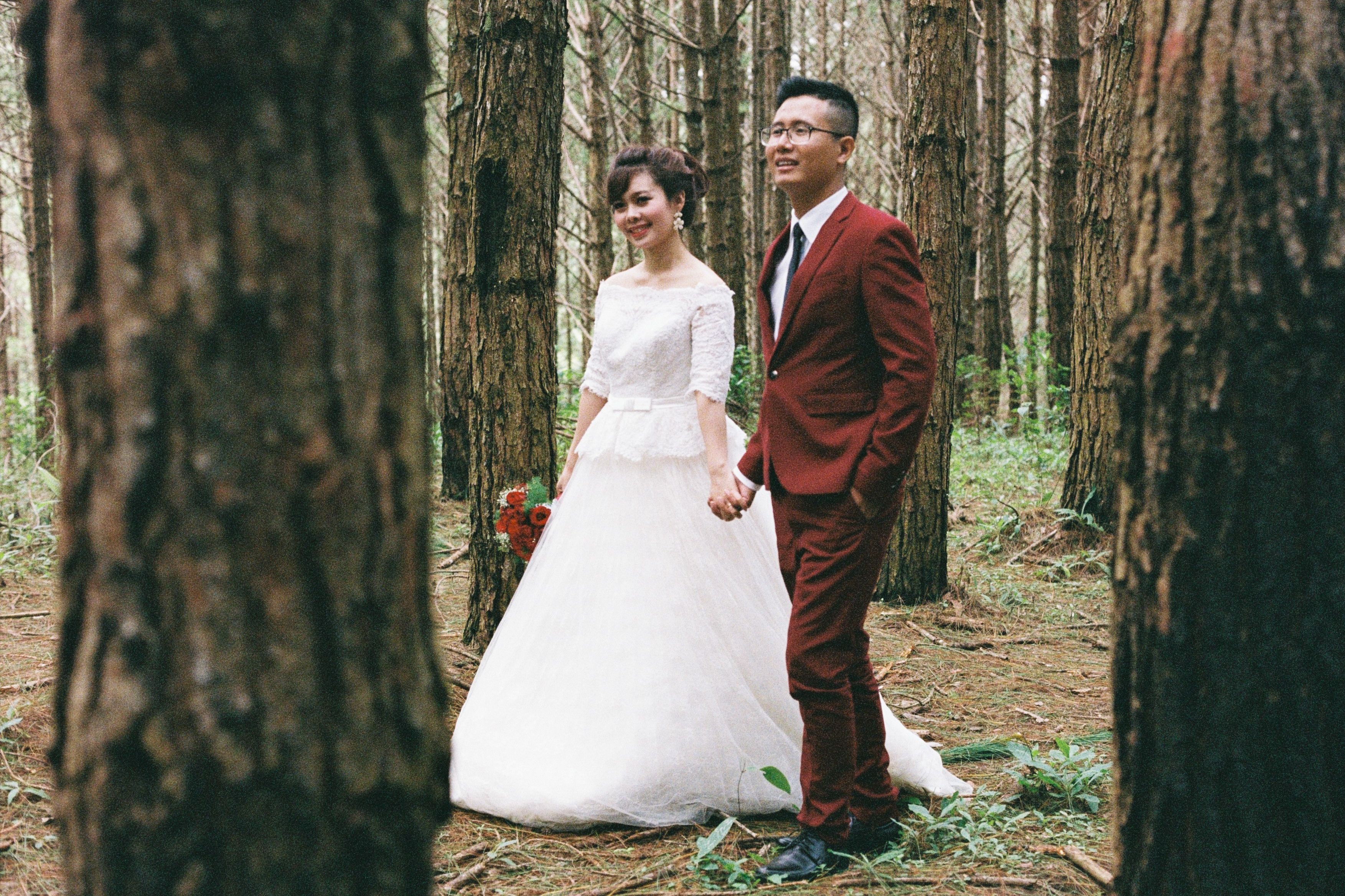 Rustic outdoor wedding couple in a mountain and forest setting