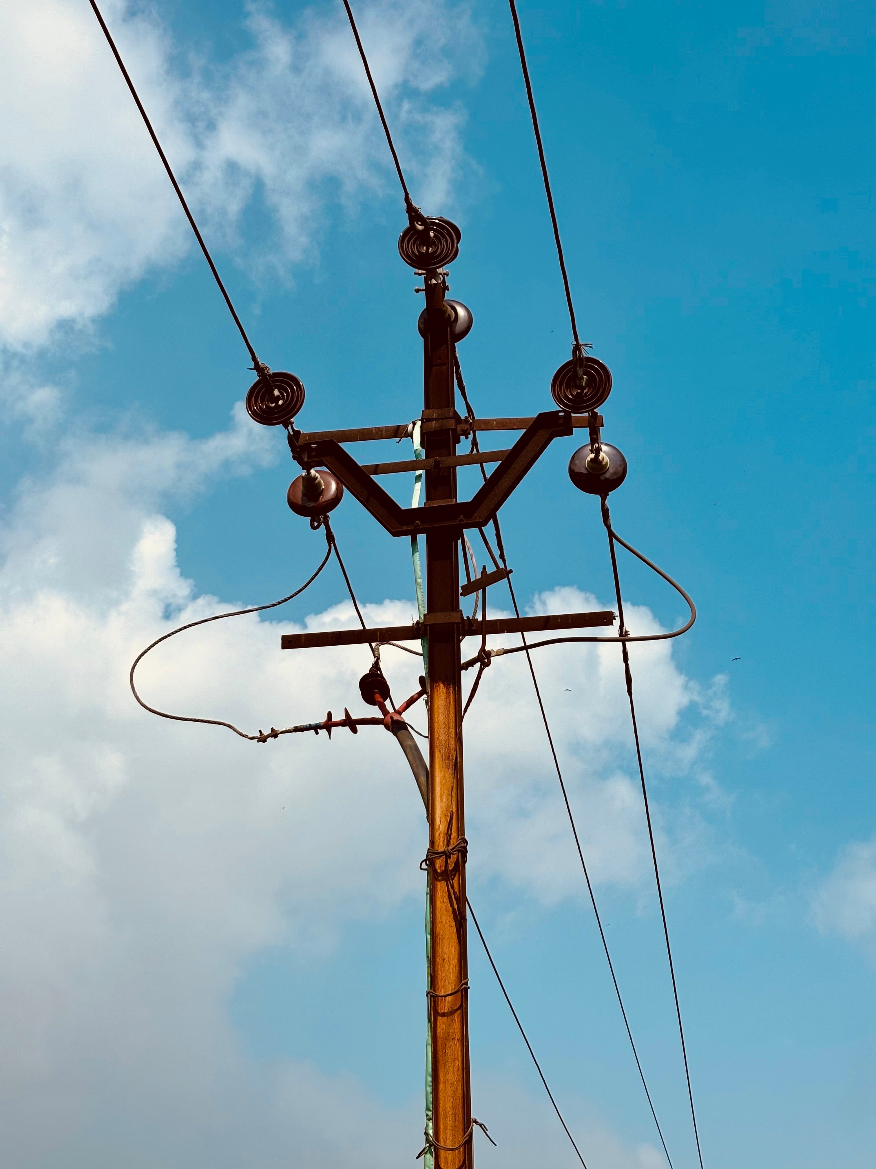 Free Energy Circuit