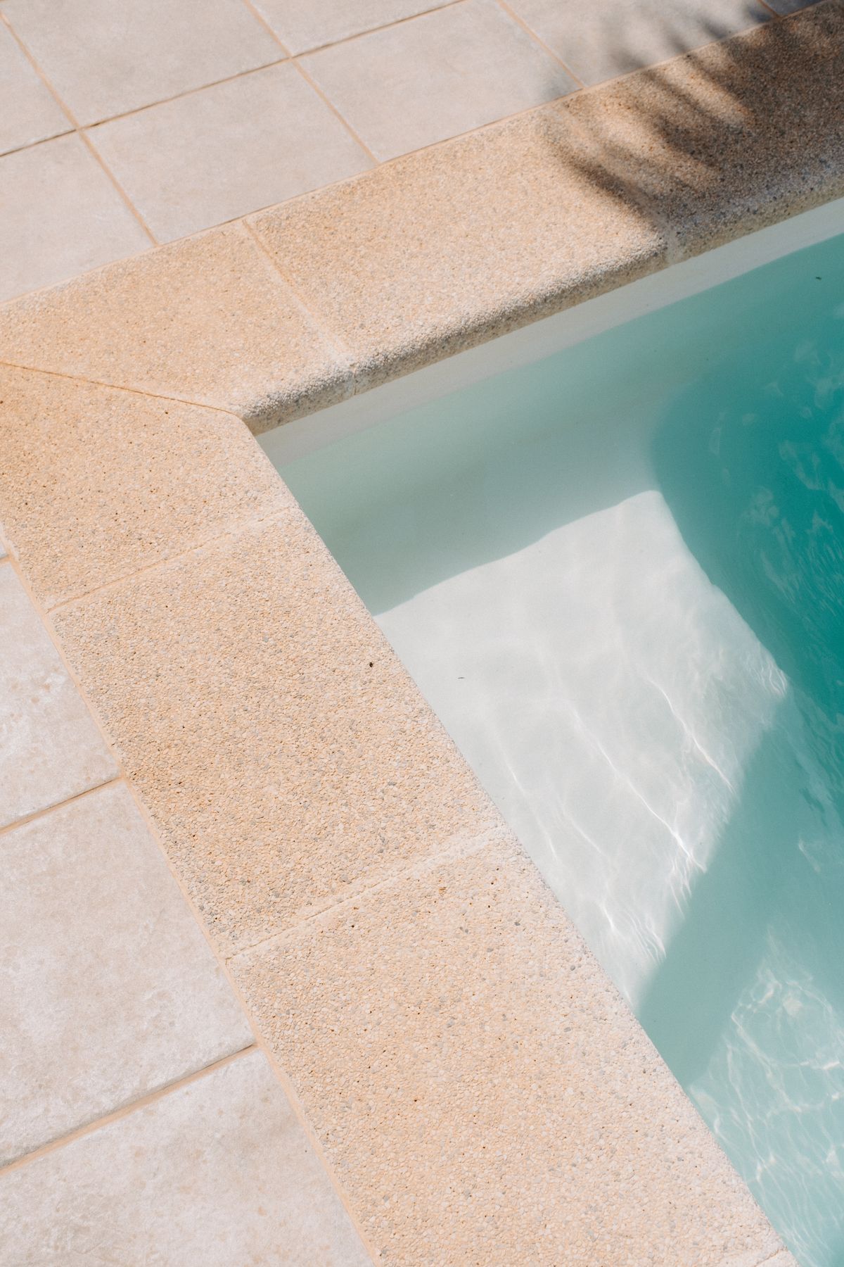 Modern Pool Resurface