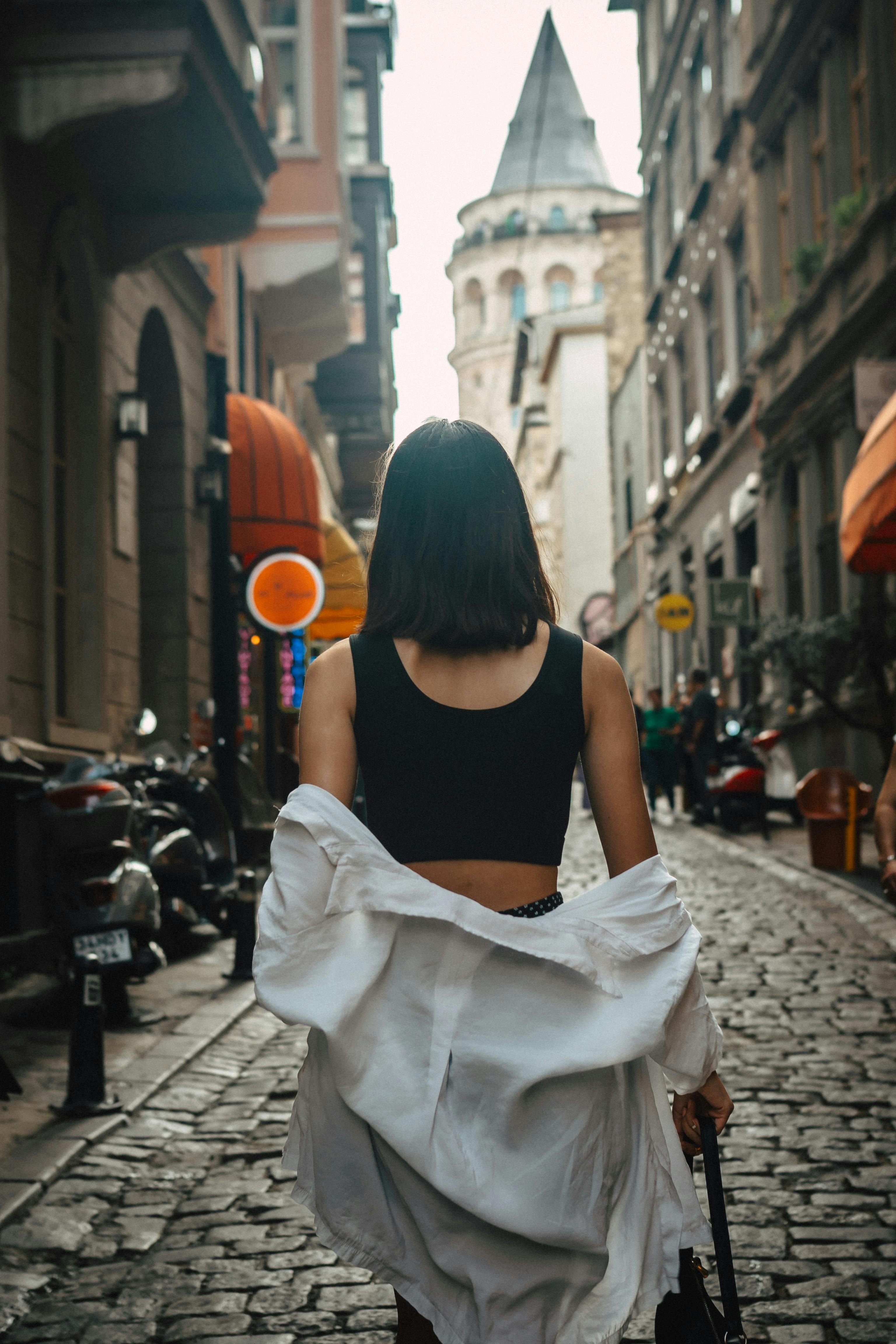 Discover Wapping London’s Riverside Charm: Best Secret Walks and Scenic Views