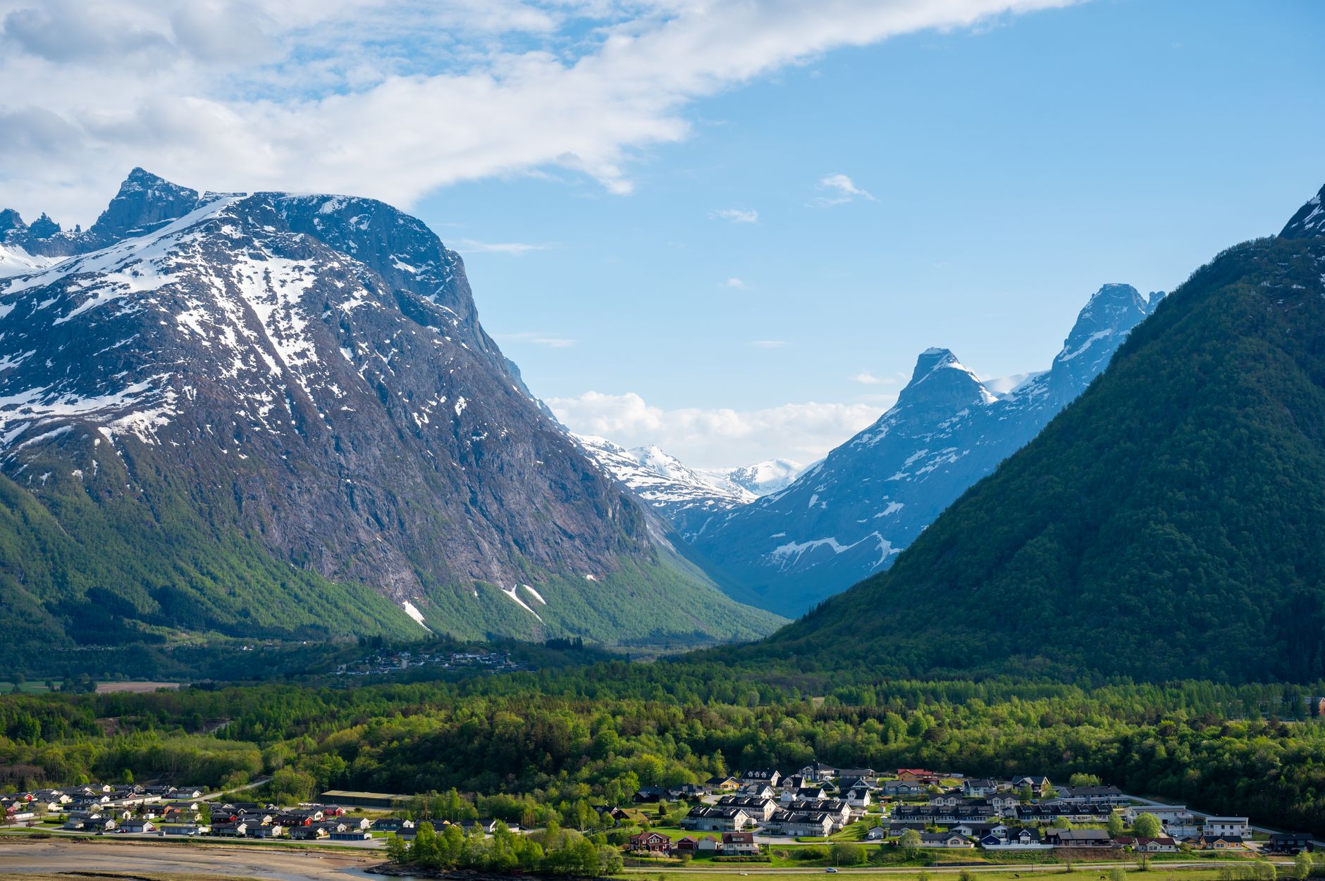Popular sights in Andalsnes Landmarks in Andalsnes