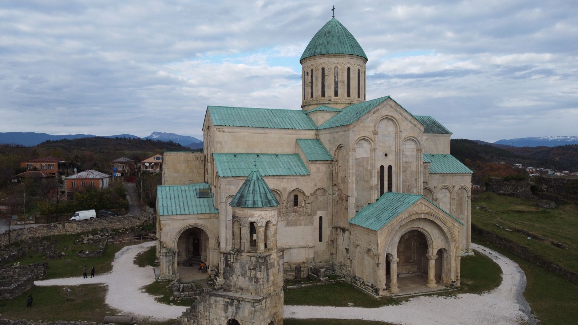gelati monastery kutaisi georgia UNESCO orthodox byzantine mosaic church medieval