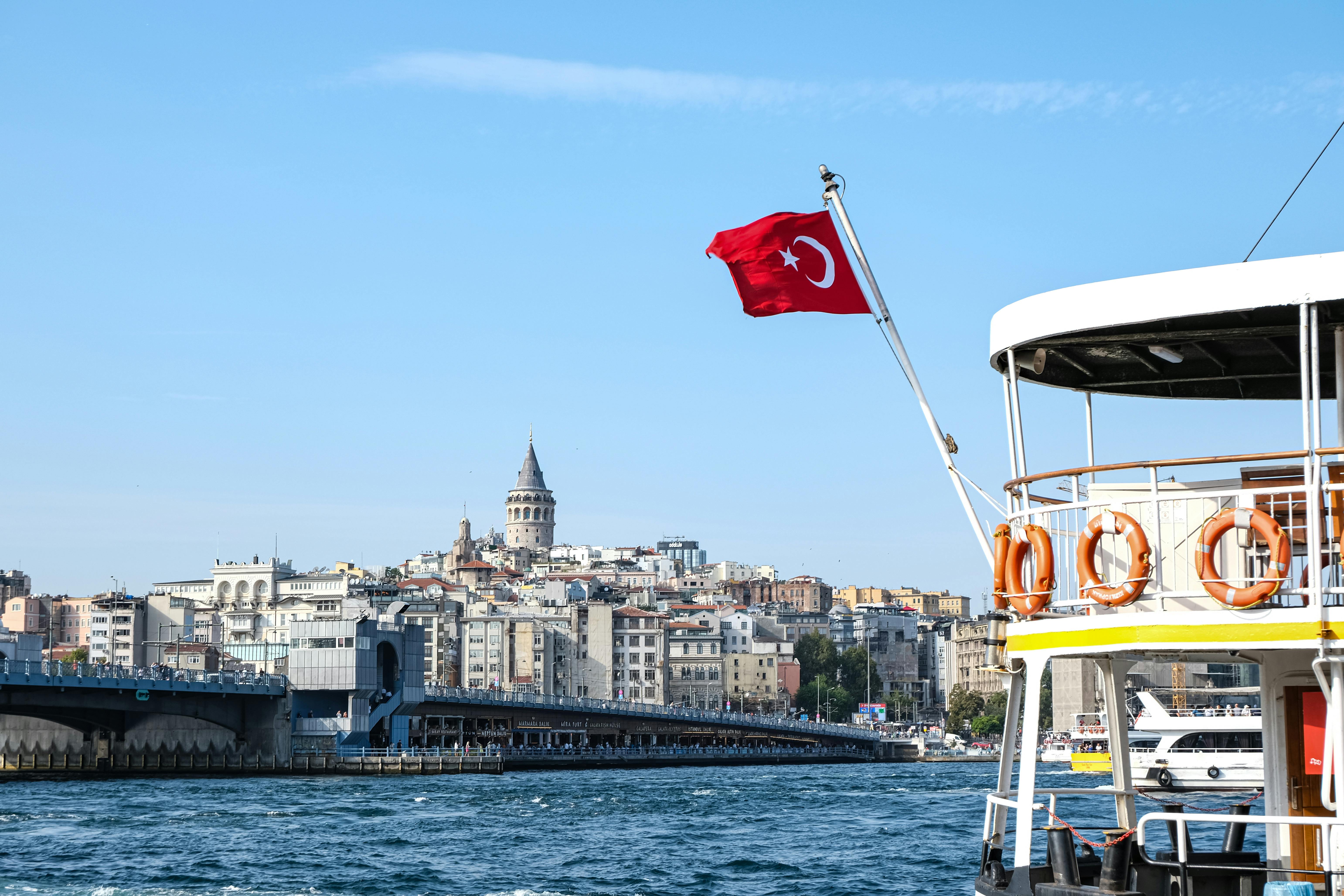 general travel agency — Photo by Murat Ak on Pexels