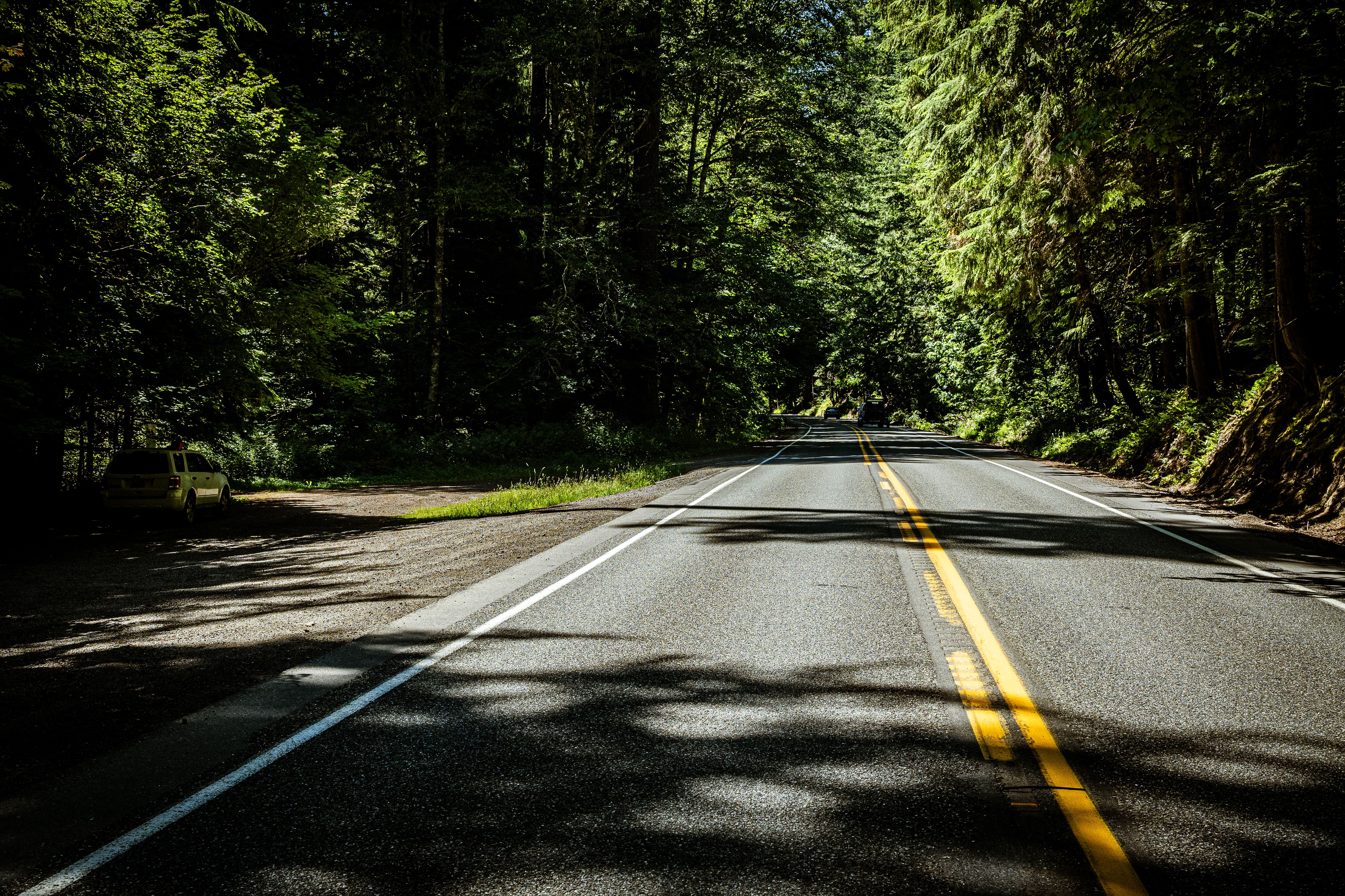 Oregon’s New EV Road Fee Exempts the Biggest Commercial Fleets — Photo by Bryan Dickerson on Pexels