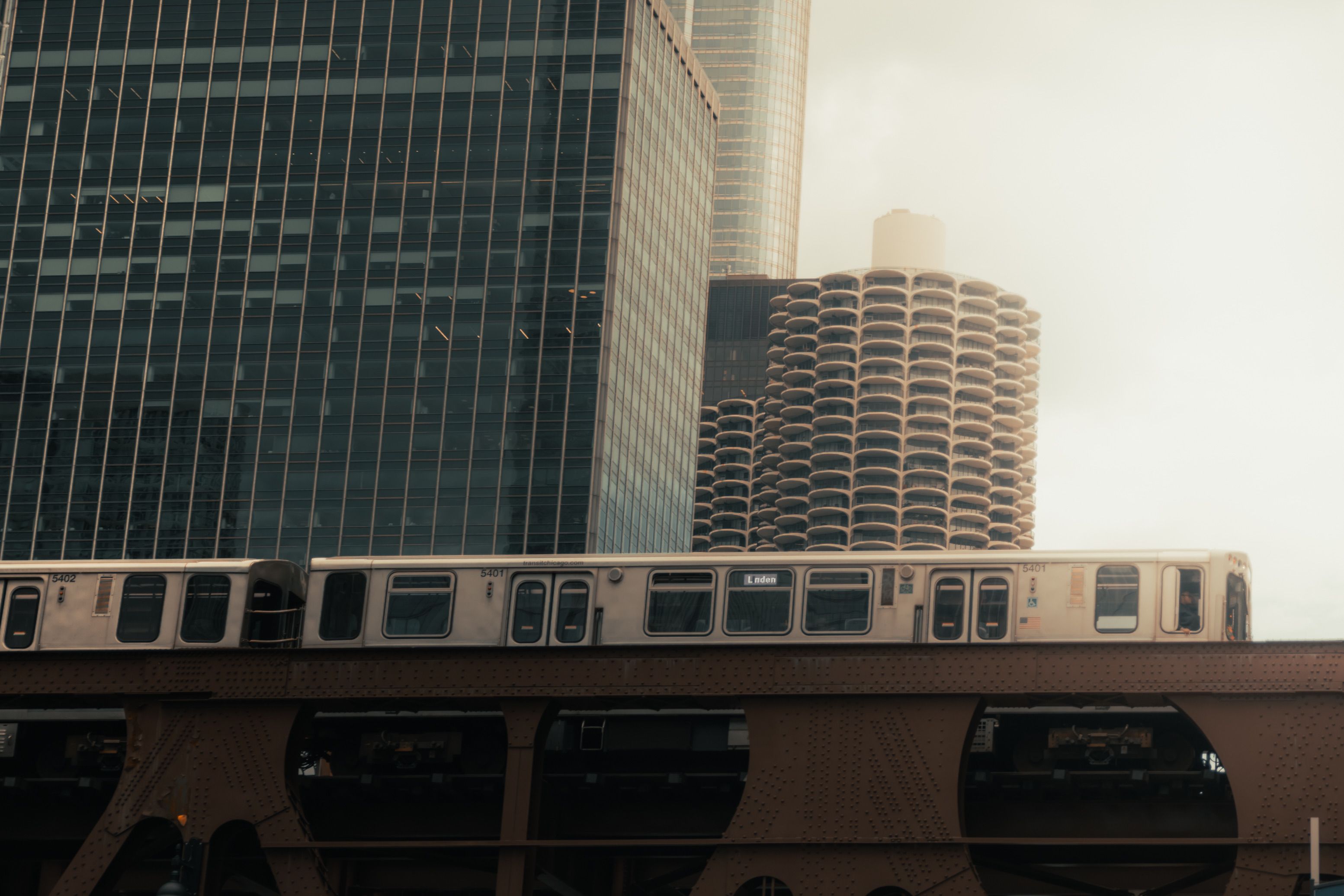 The case for transit: How transportation shapes economic mobility in Miami — Photo by Mik Dominguez on Pexels