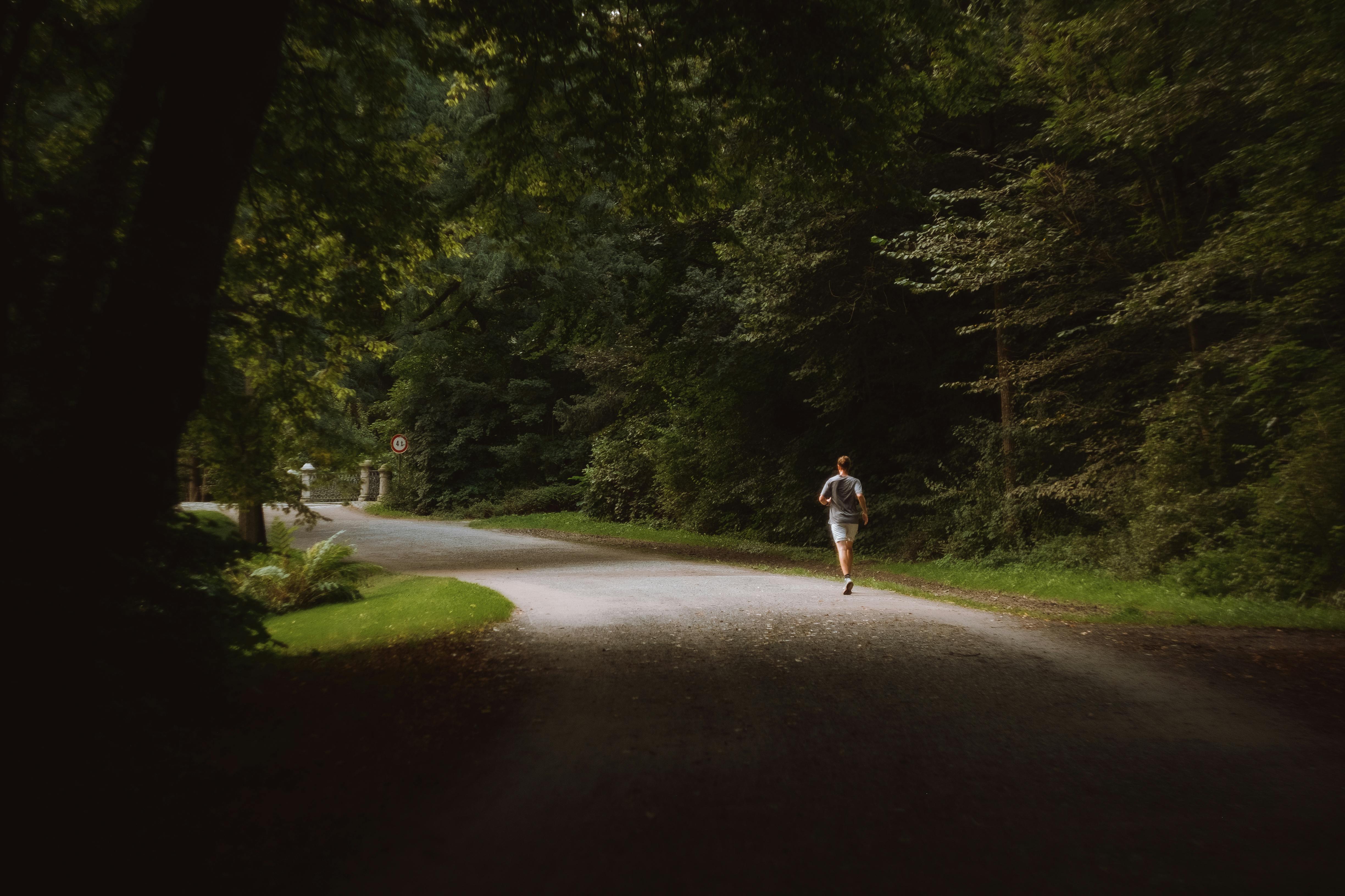 Influence of physical activity on perceived stress and mental health in university students: a systematic review — Photo by M