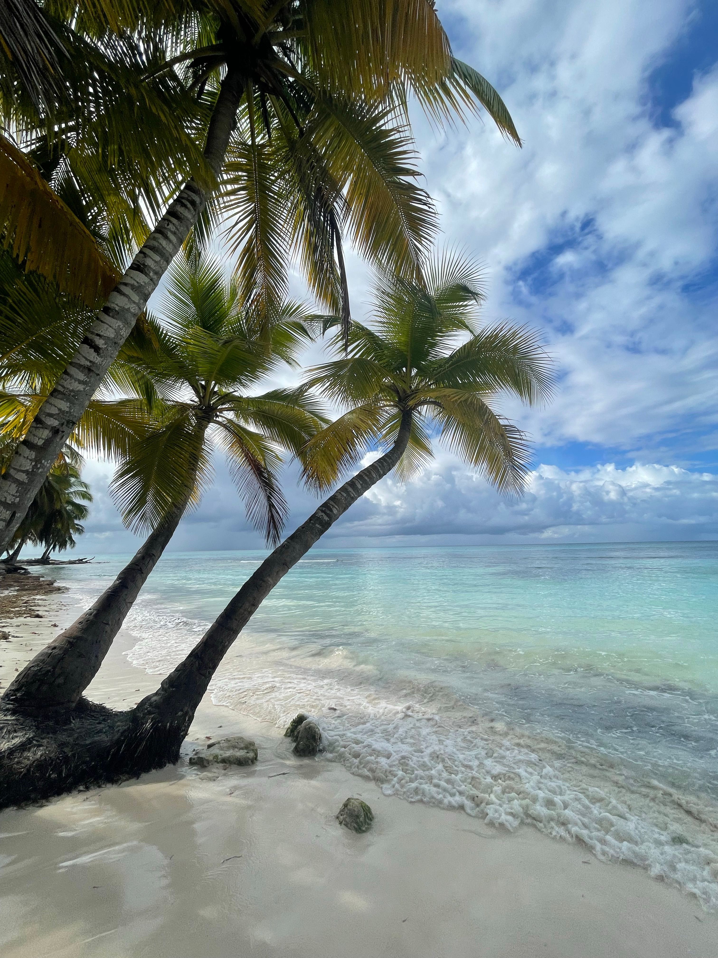 Mer des Caraïbes calme au Mexique avant une excursion en bateau