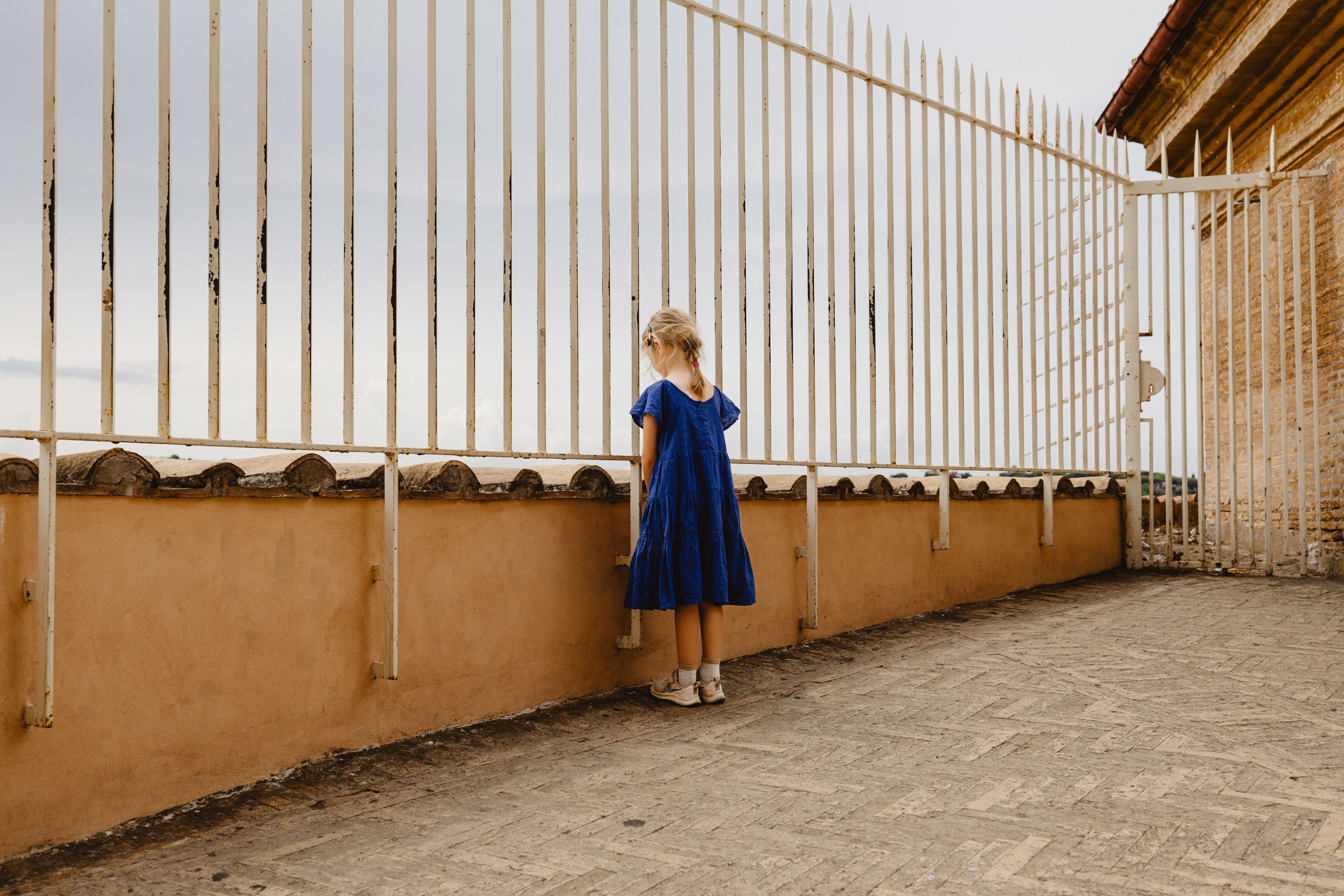 The Only White Cotton Sundress for Hot European Summer You Need in Rome