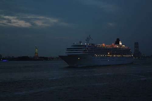 Free stock photo of crossing the river, cruise ship, ferry boat