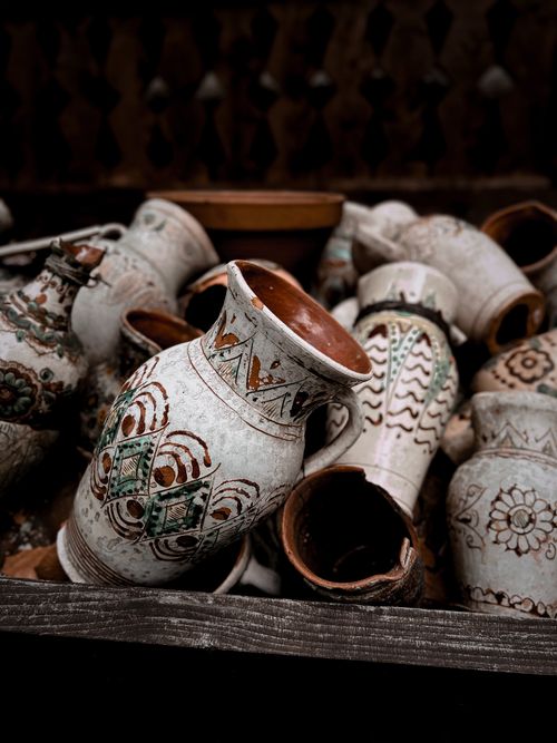 Ceramic still life by Nina Krivitskaya on Pexels