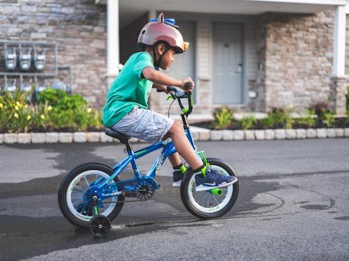 Motorbike For Kids: Buy Without A Hassle