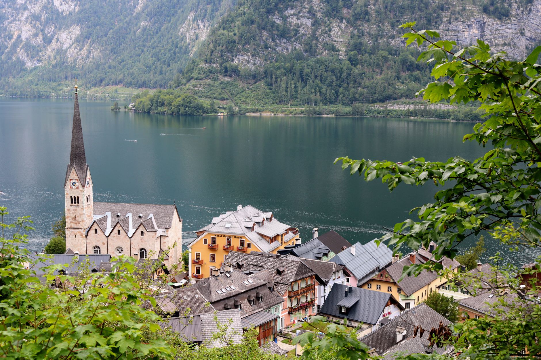 Top 10 Tourist Attractions in Austria: Imperial Palaces, Alpine Peaks, and Baroque Masterpieces