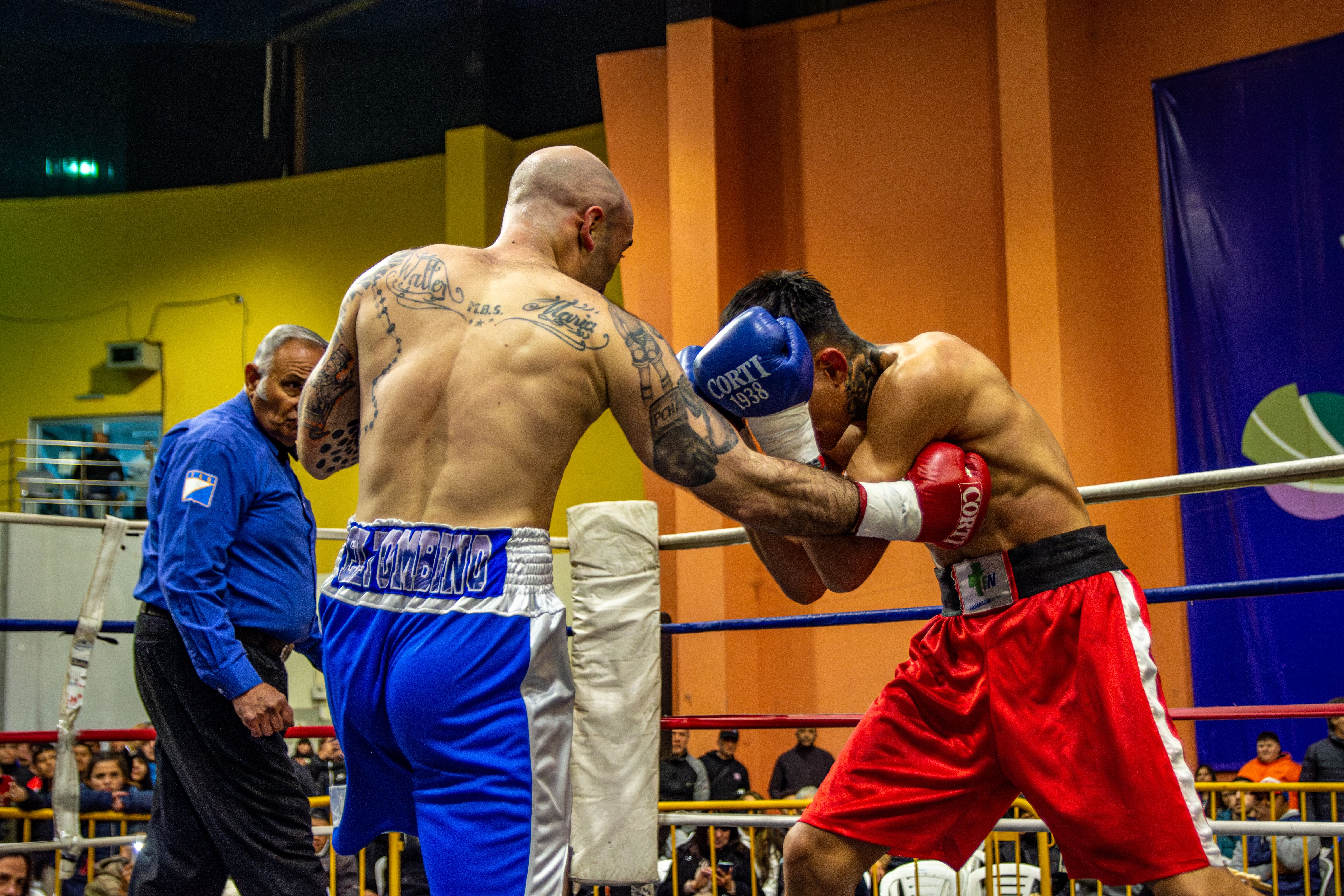 Two boxers are fighting in a boxing ring · Free Stock Photo