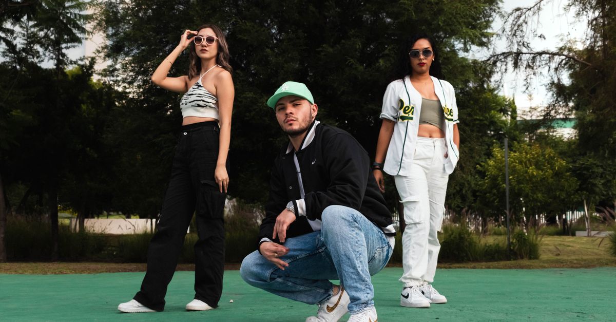 Comment choisir des vêtements jeunes pour un look estival tendance