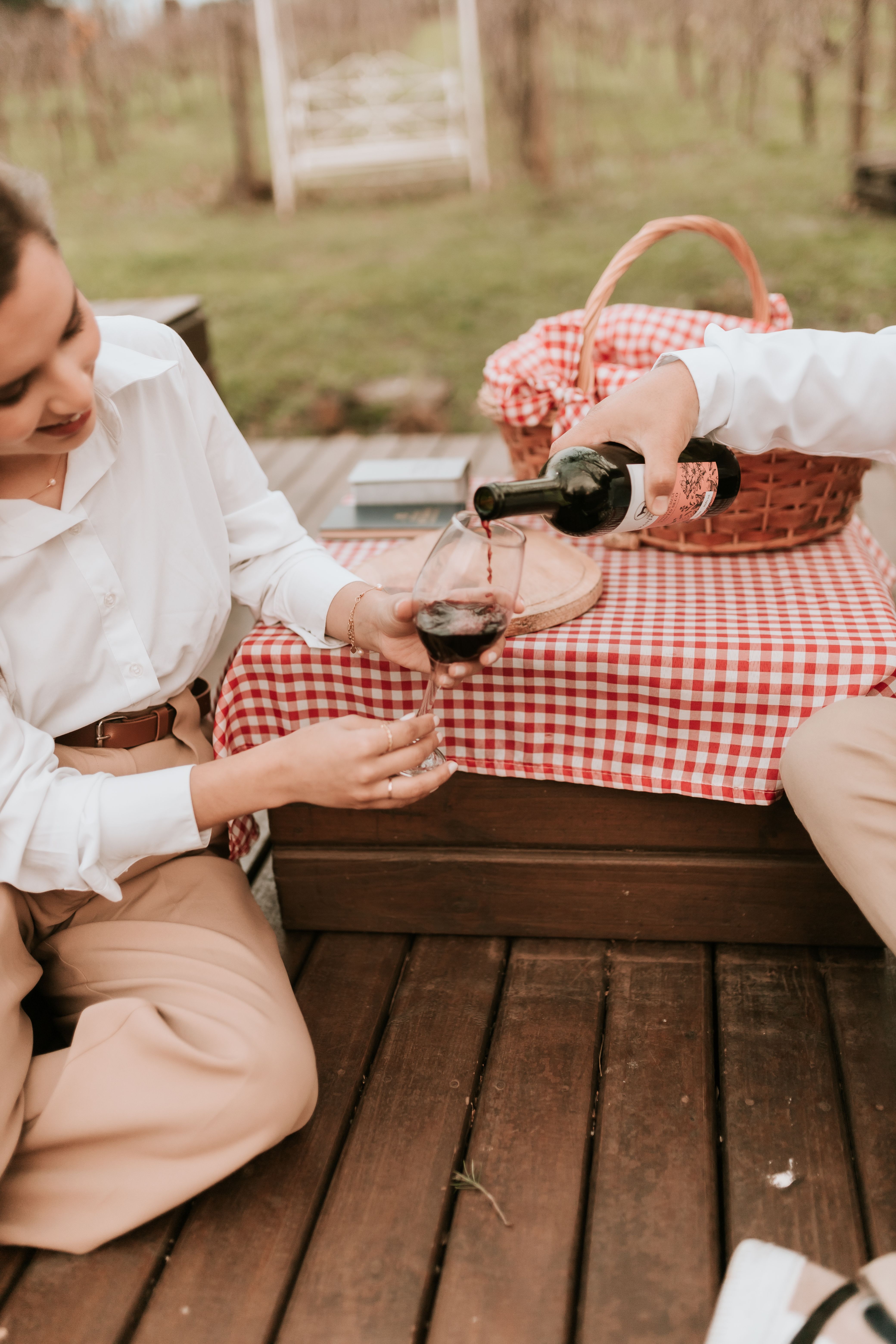 Vins AOC et cuisine de rue : un mariage audacieux - illustration