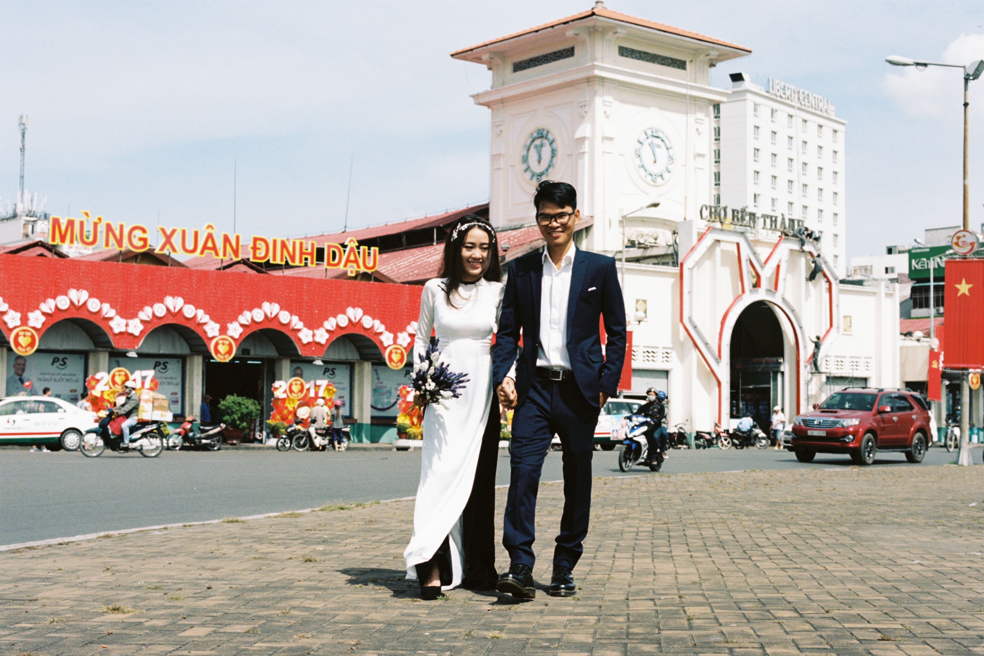 Khách Sạn Gần Chợ Bến Thành: Bí Mật Dân Địa Phương - destination