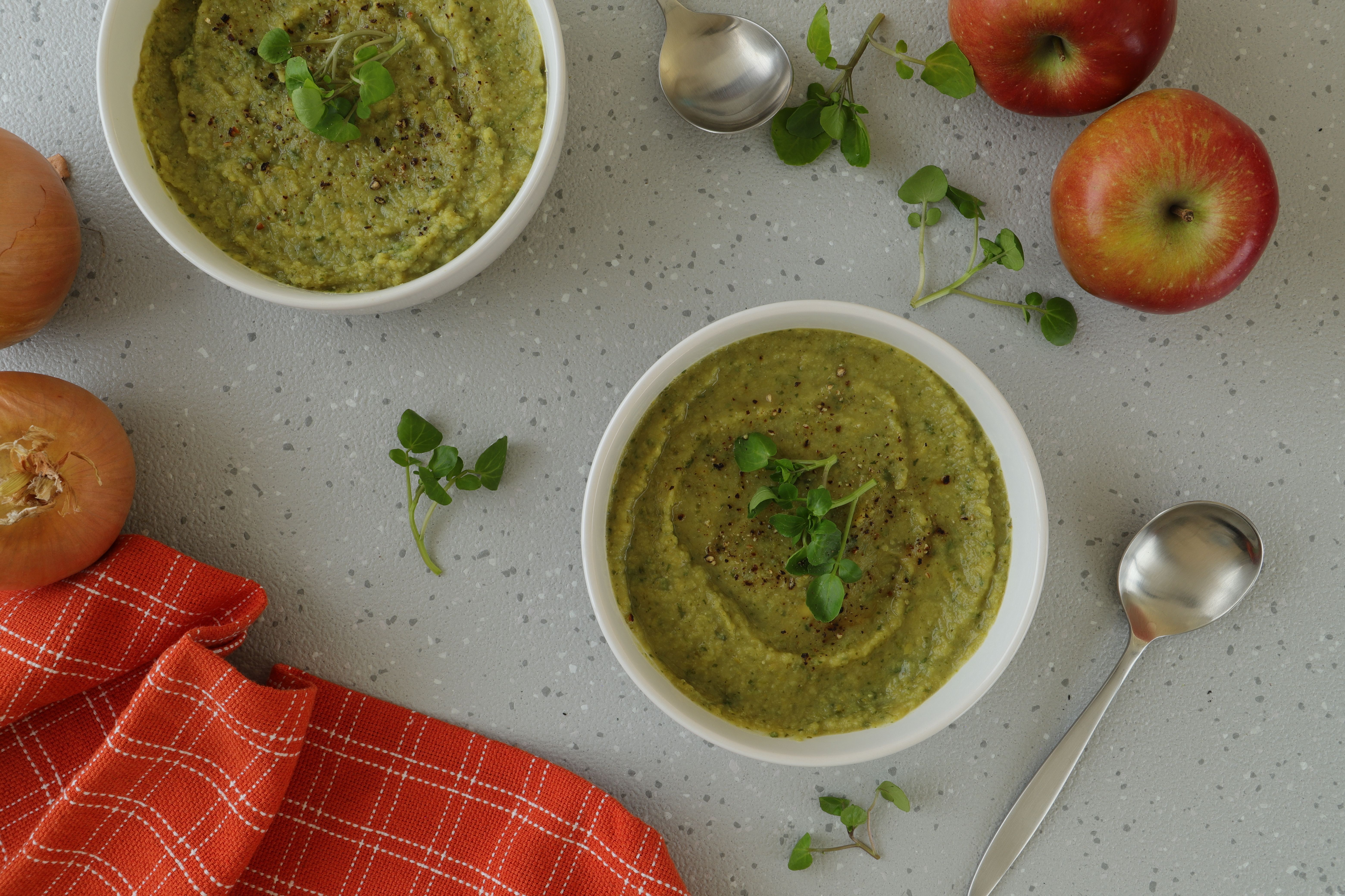 Detox greens soup