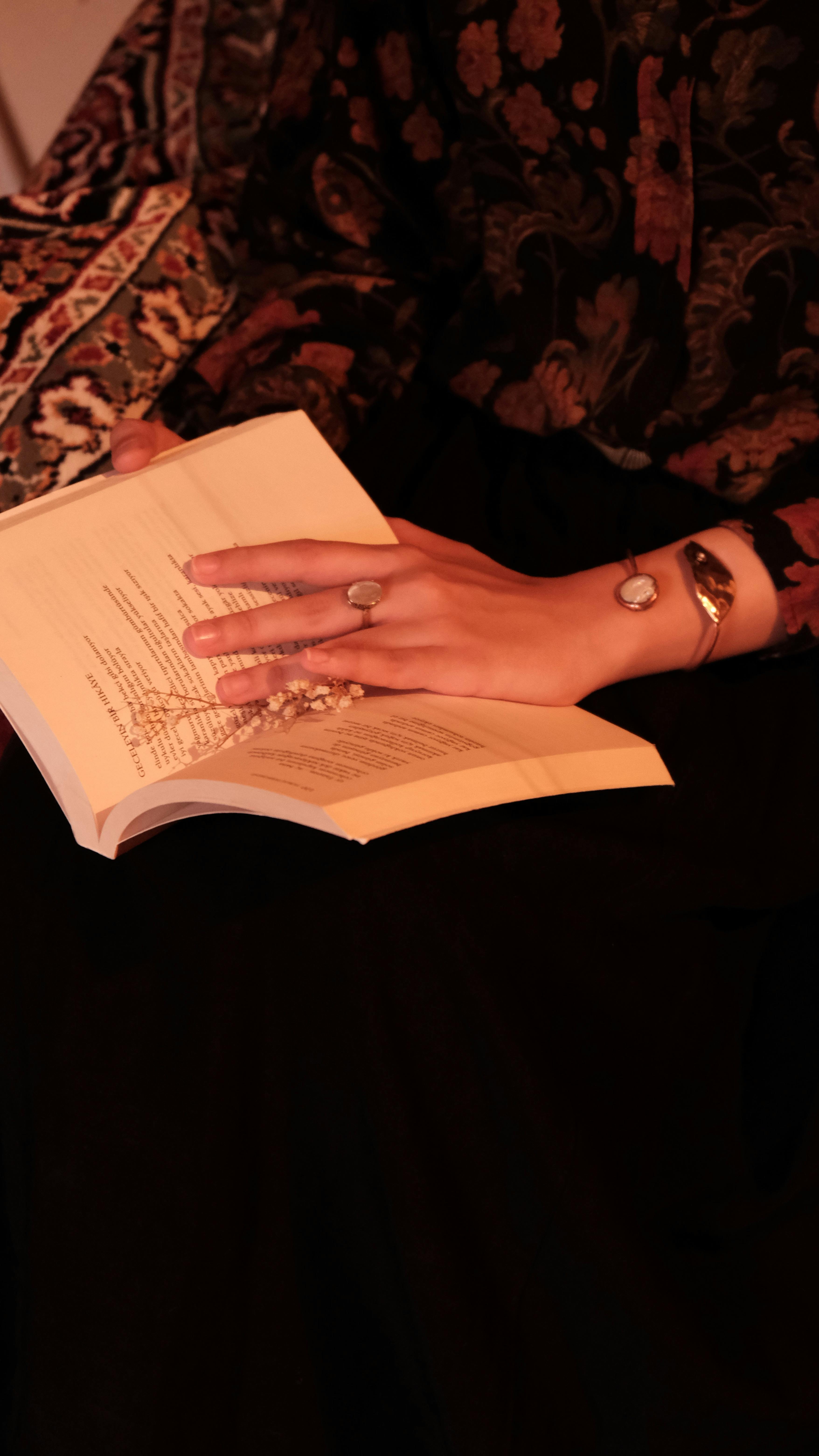 De franc Foto d'estoc gratuïta de acollidor, acollidora tarda, amb classe Foto d'estoc