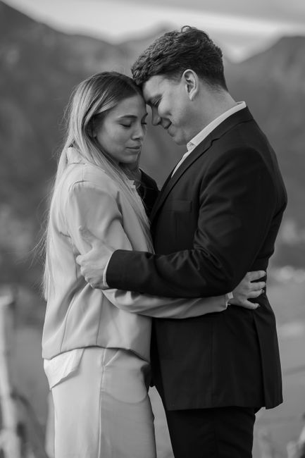 A couple shares a tender hug outdoors in Potrerillos, Mendoza, perfectly capturing the essence of love.