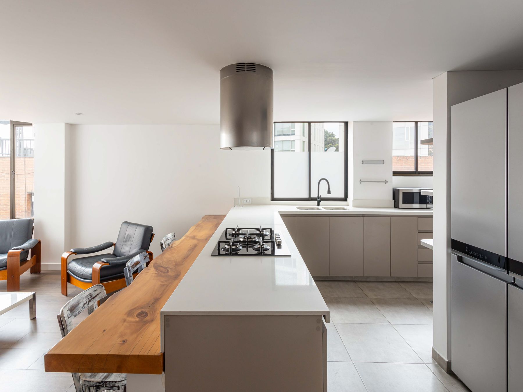 End of Tenancy Decorating in St Johns — surfaces prepped and cut in by hand