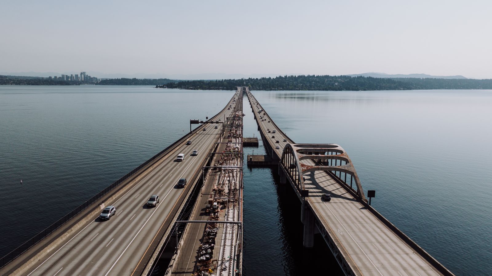 Traffic crossing the floating bridge between Bellevue and Seattle