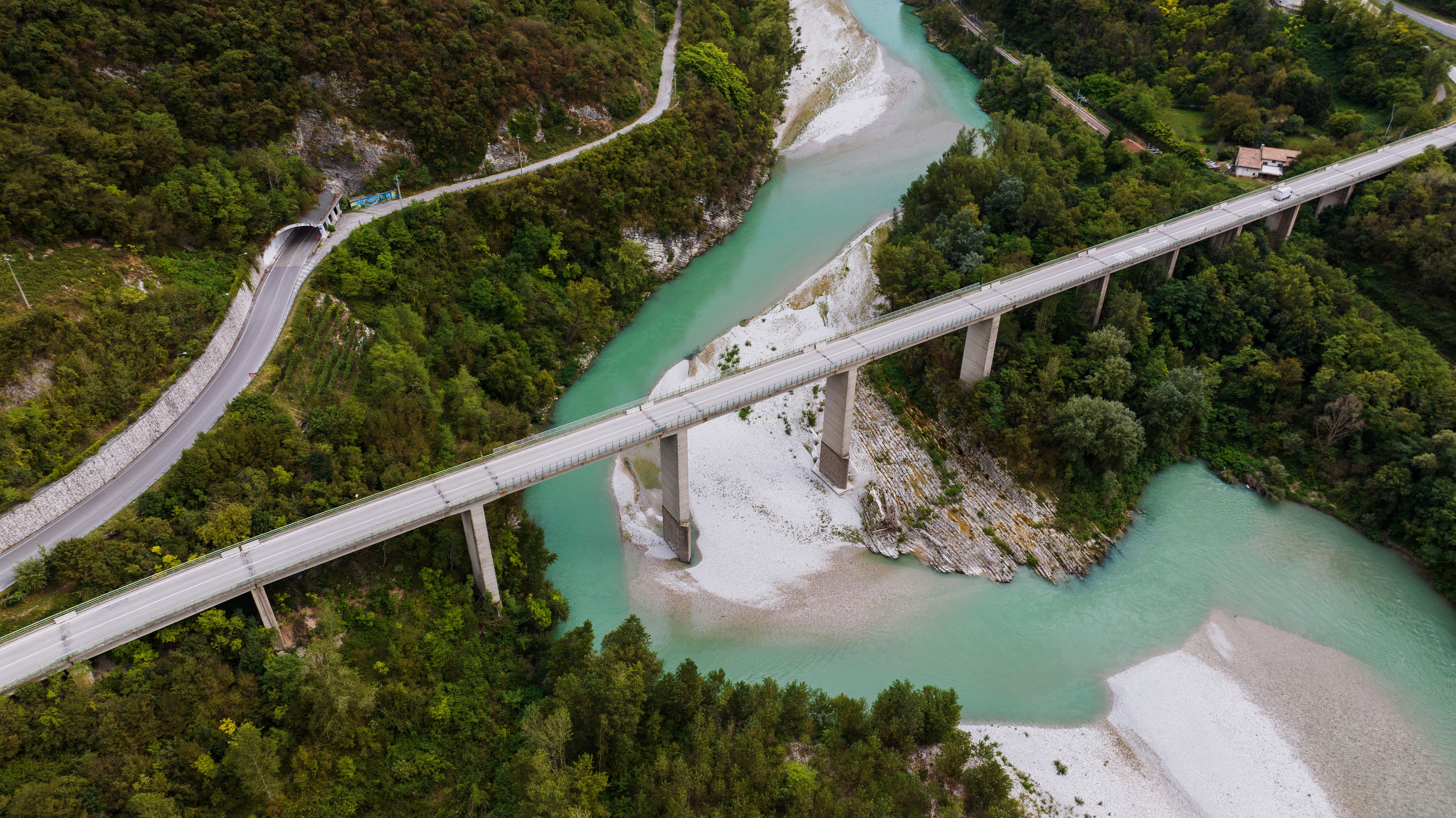 Unlimited Mileage Car Rental Italy: Your Nonprofit's Guide