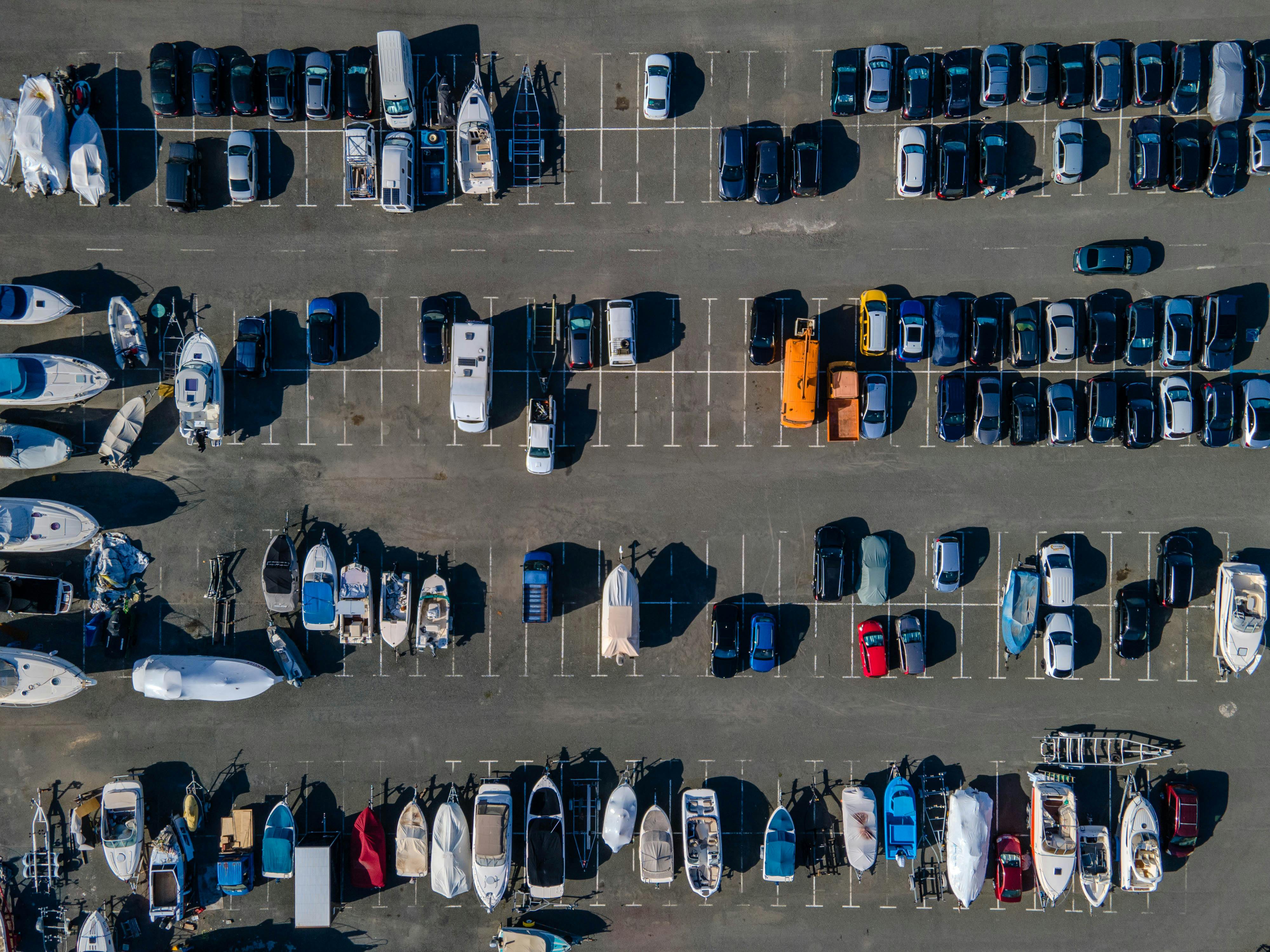 fleet & commercial fleet commercial license — Photo by Denitsa Kireva on Pexels